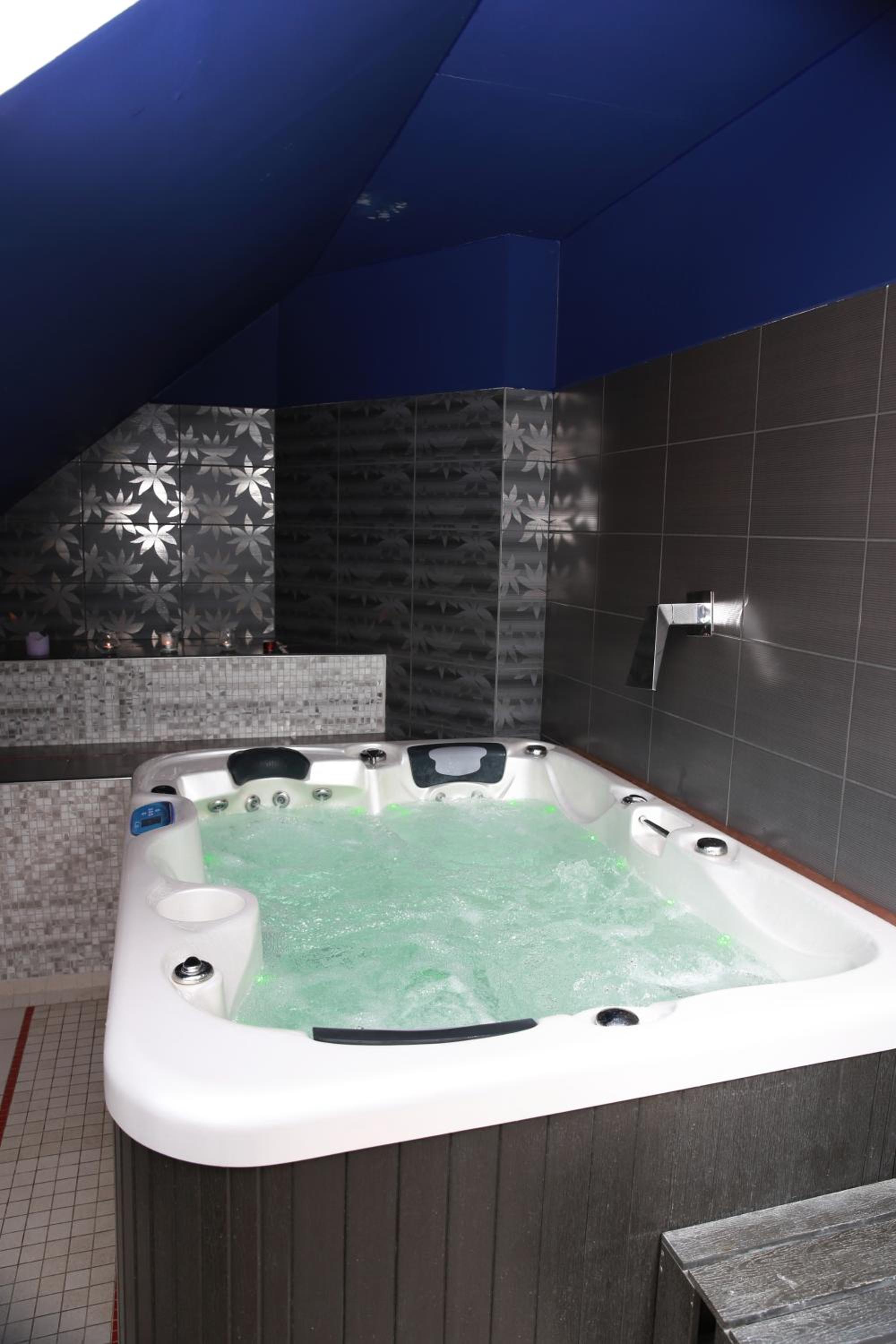 Wellness Penzion Kroměříž - Zlobice