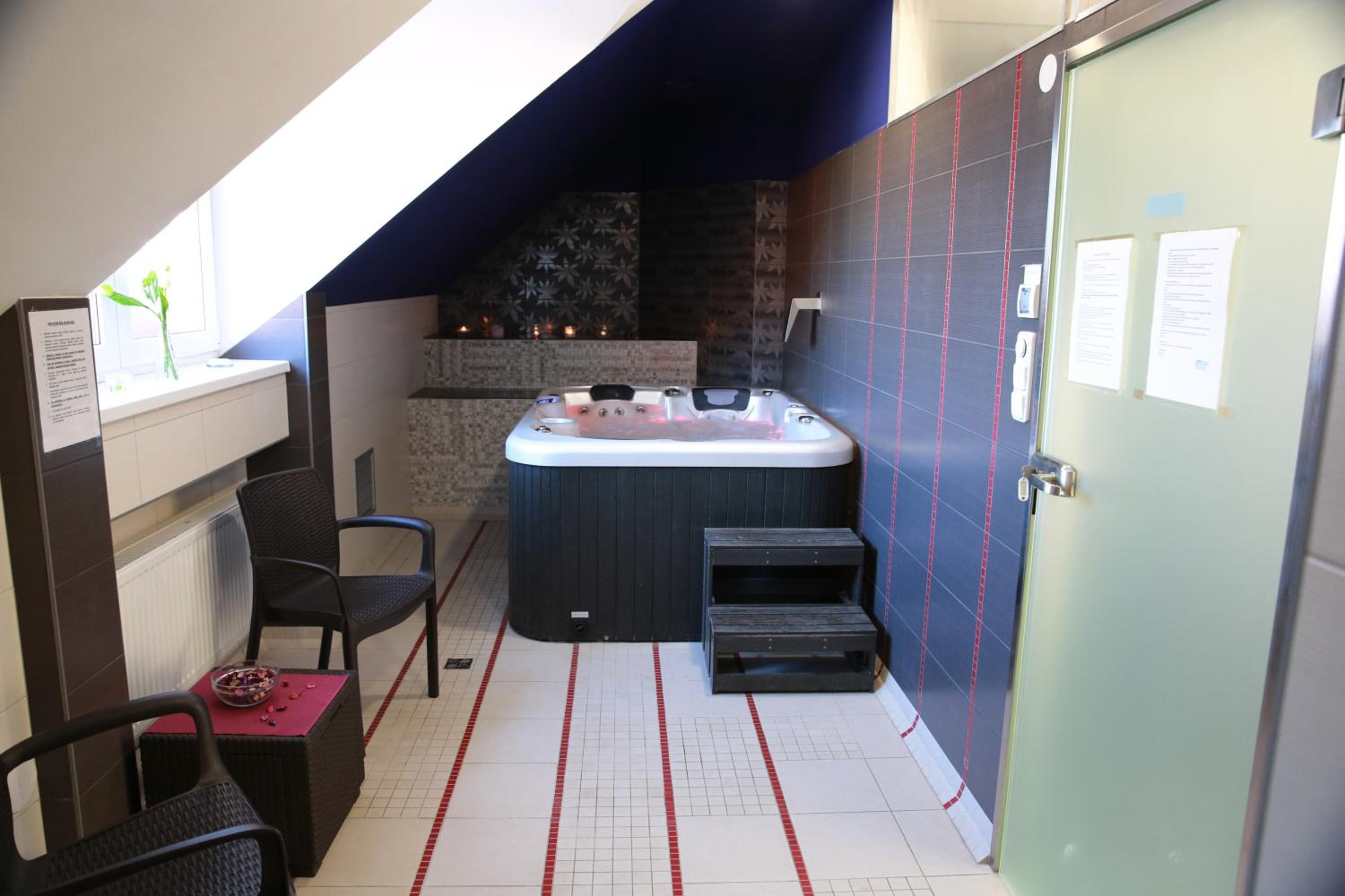 Wellness Penzion Kroměříž - Zlobice