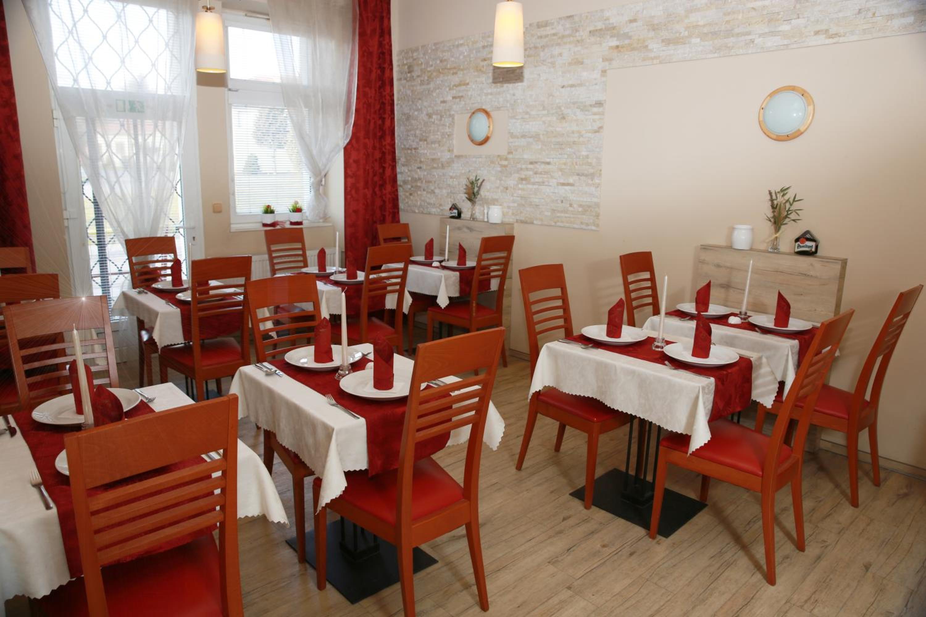 Wellness Penzion Kroměříž - Zlobice