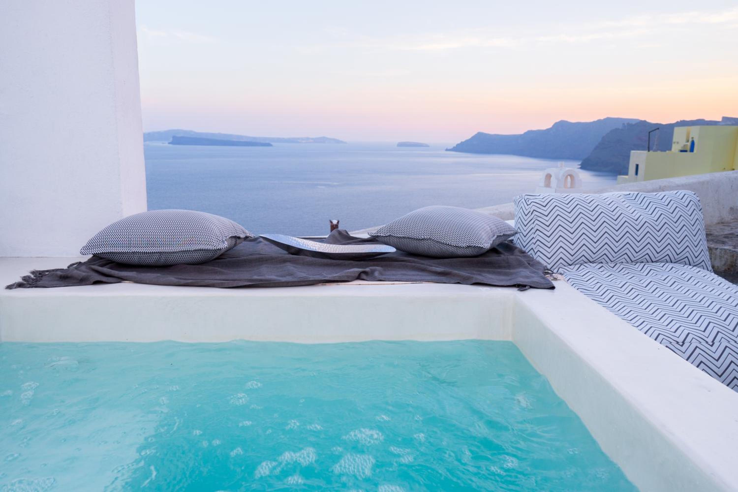 Oia Vacations - Canvas Suites - Property Image 60