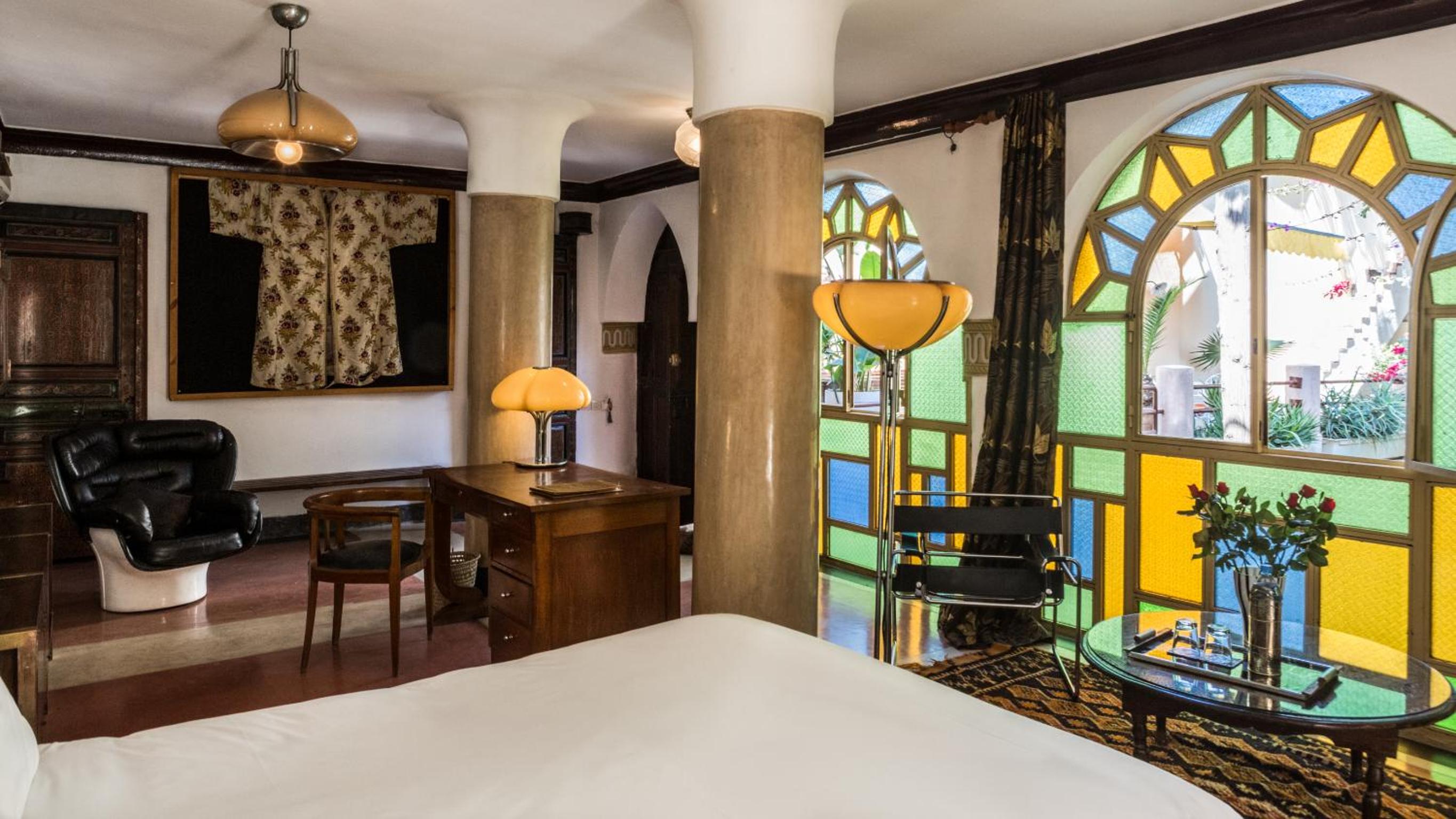 hotel room