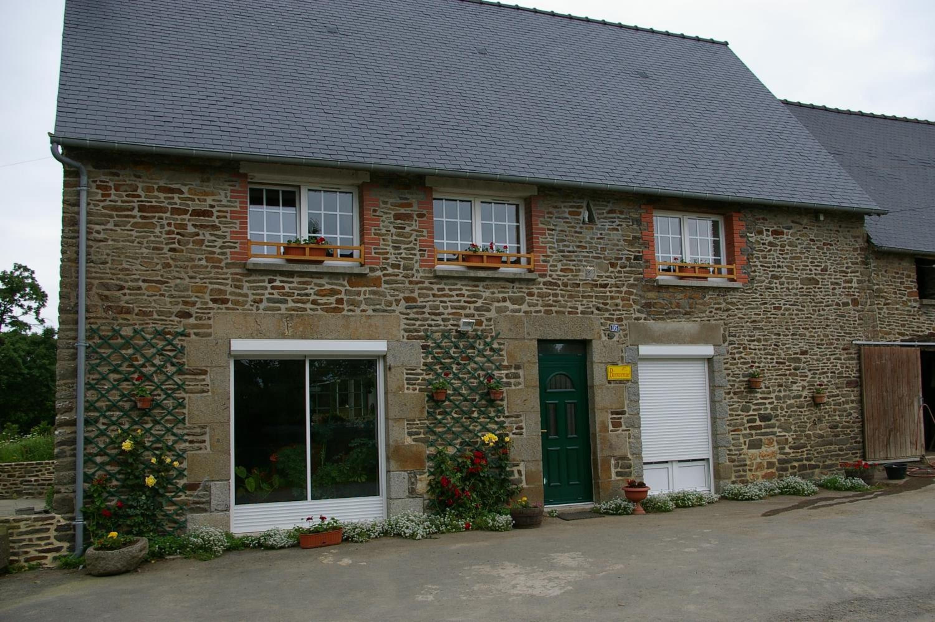 Marie France 's home