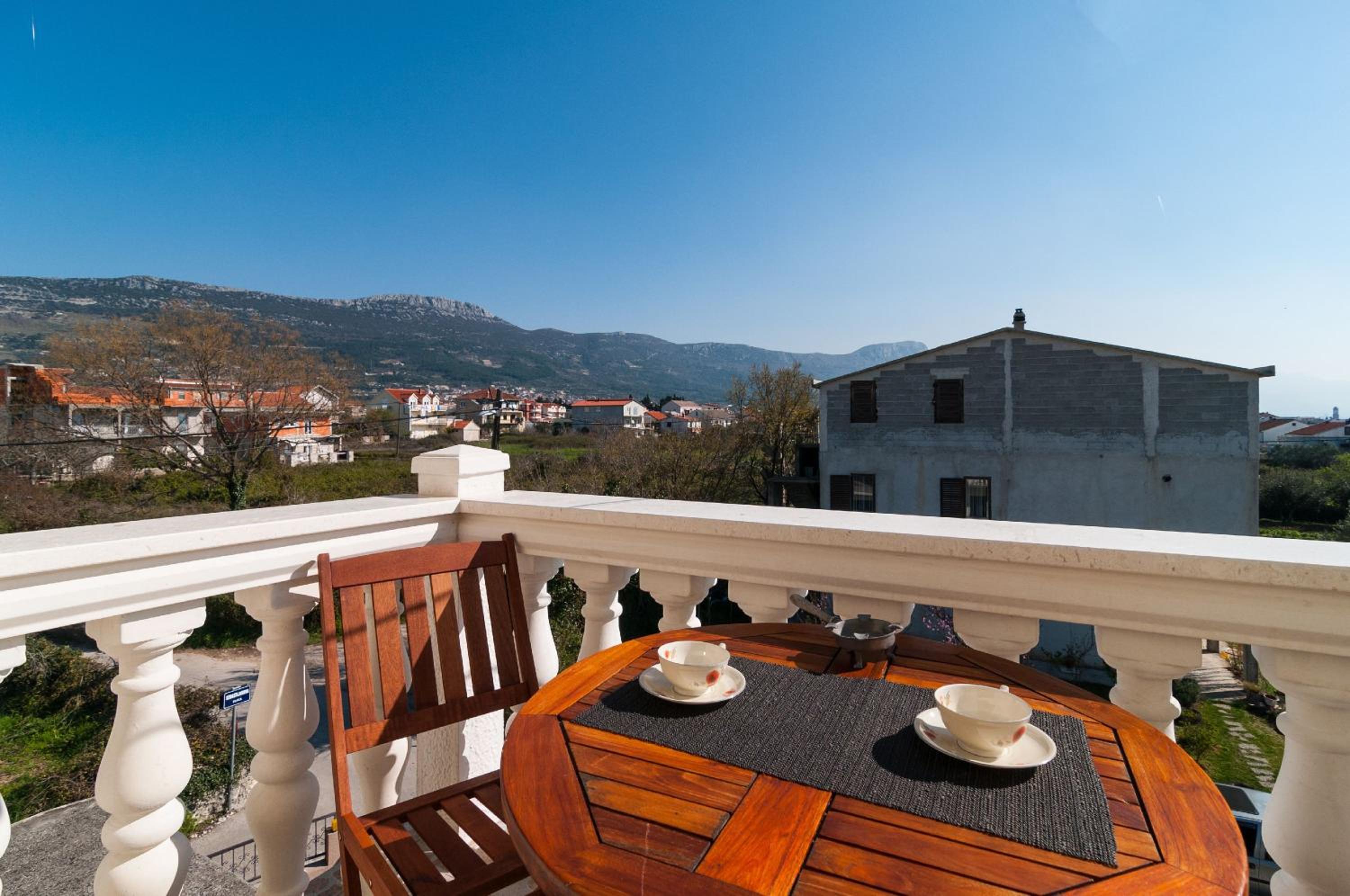 Apartments Corana