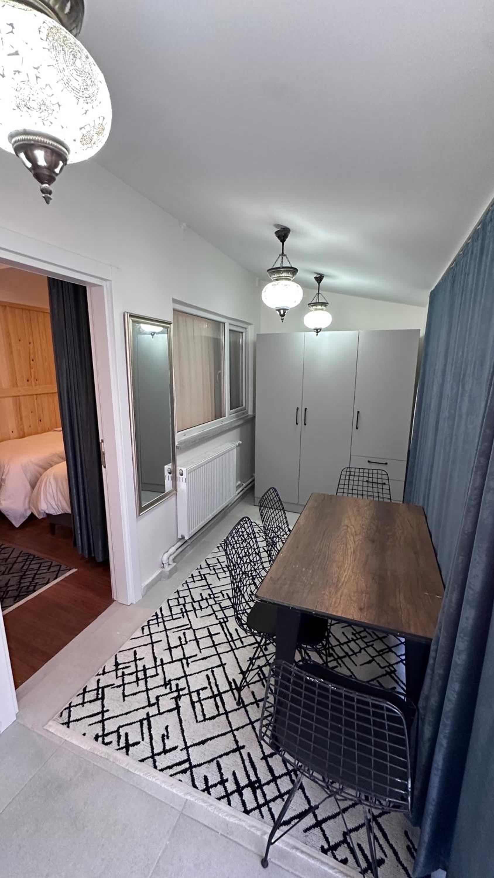 Golden Wood Suites