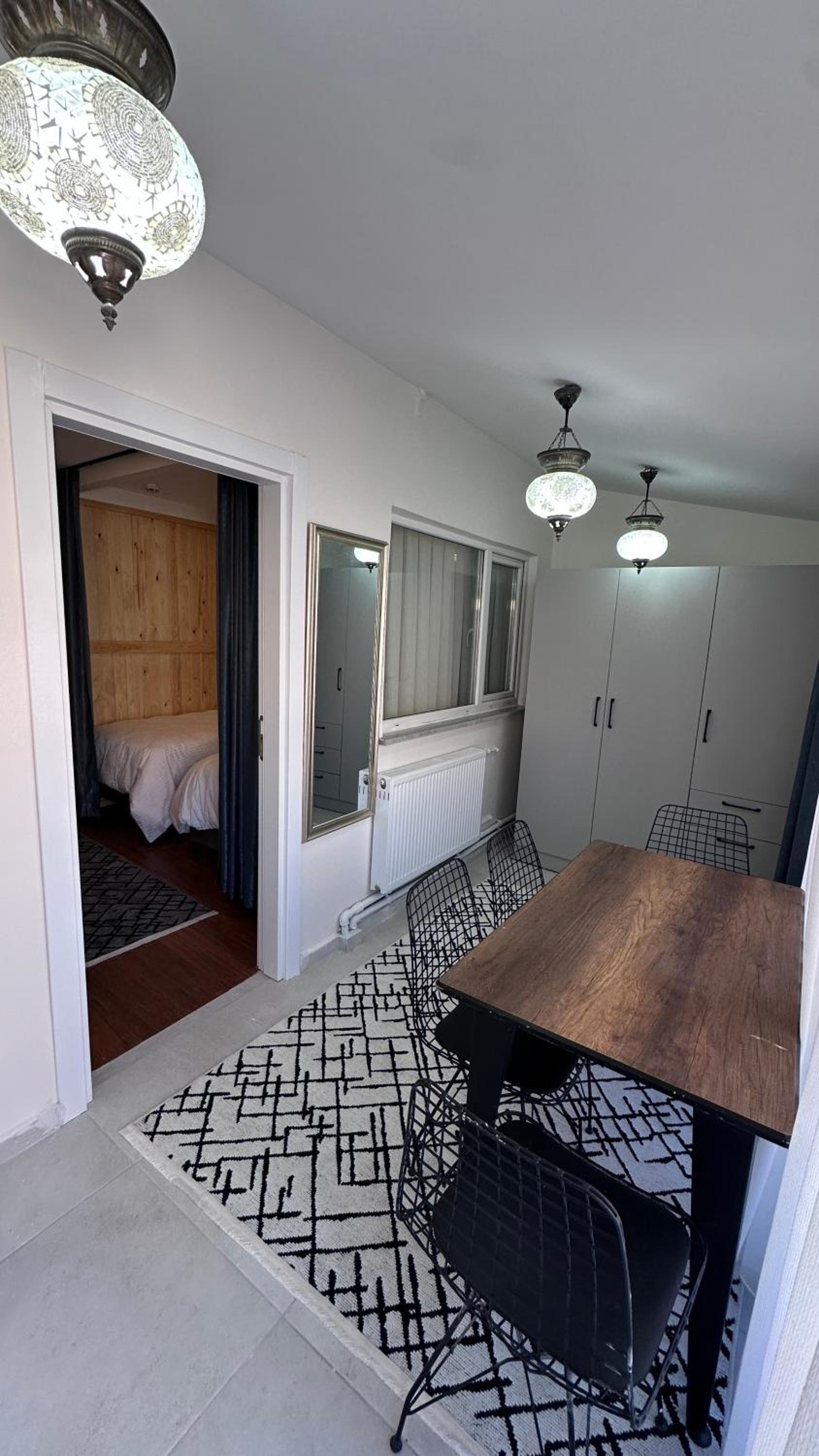 Golden Wood Suites
