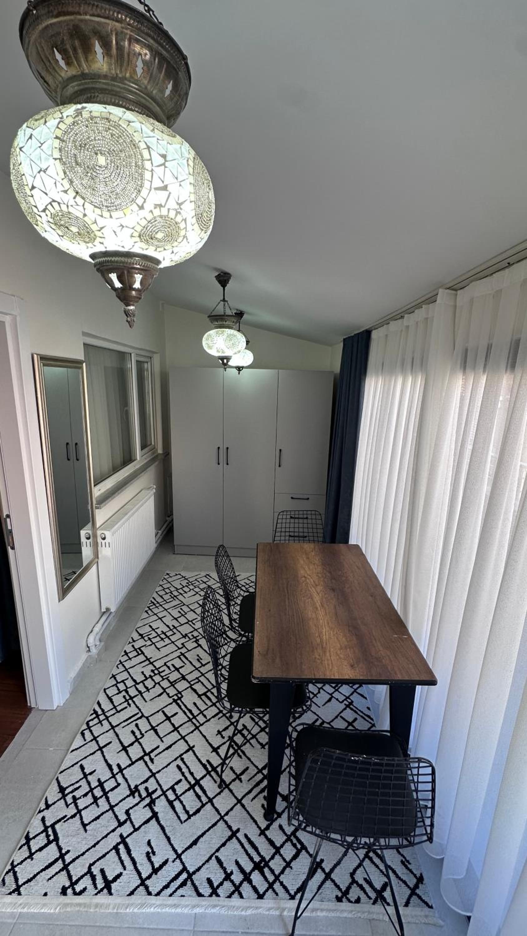 Golden Wood Suites
