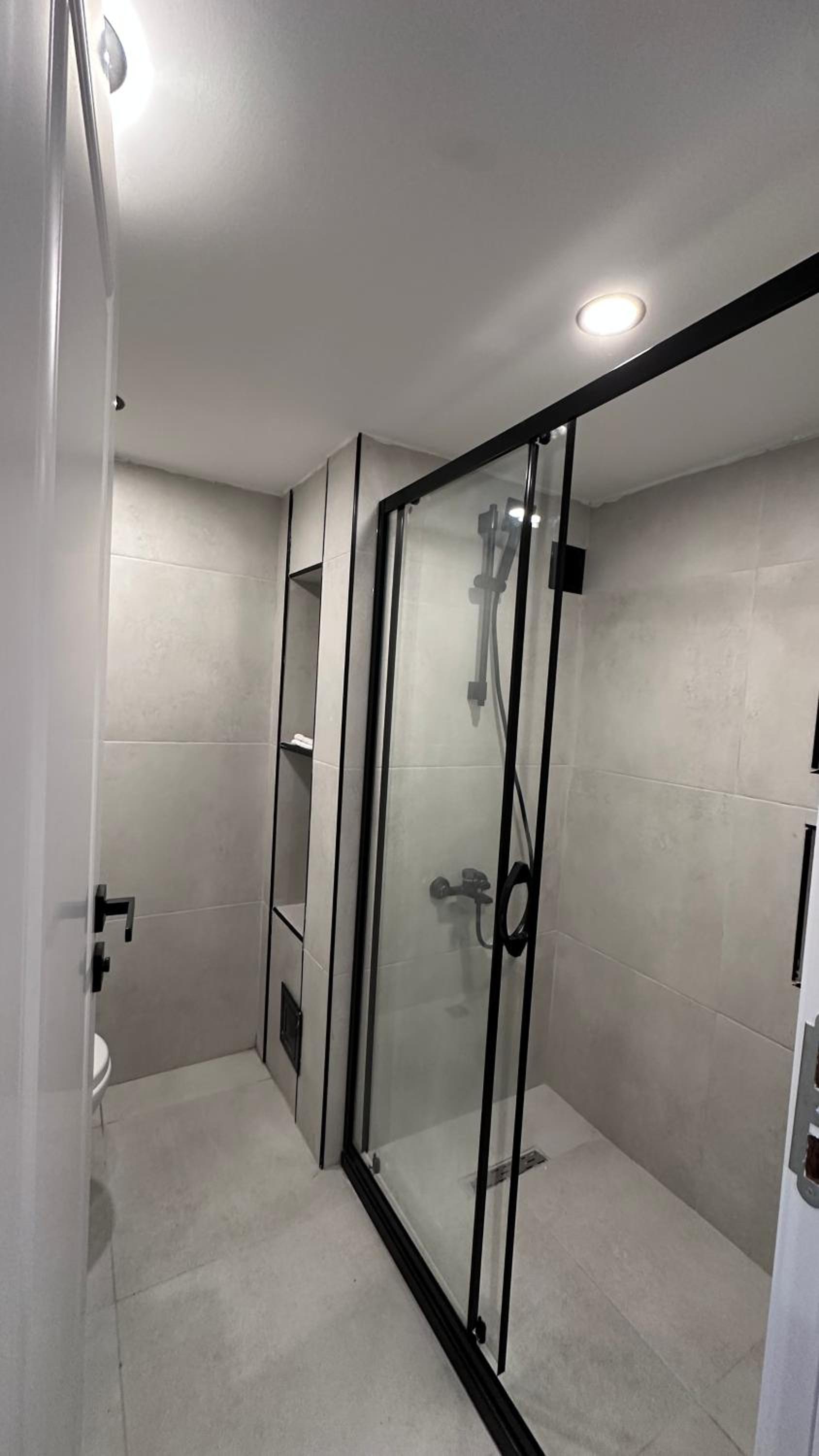 Golden Wood Suites