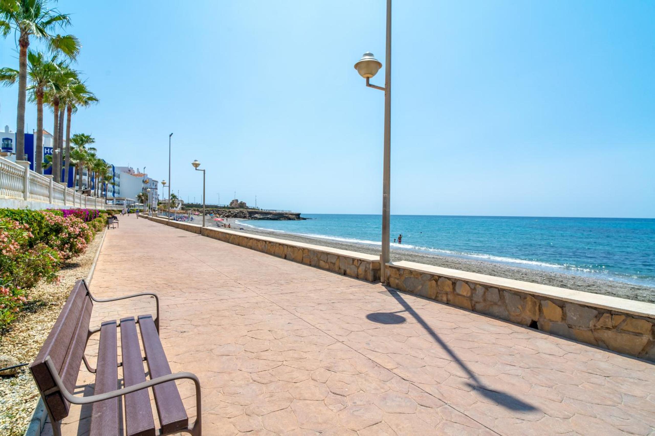 Stella Maris Beachfront 2J by Casasol