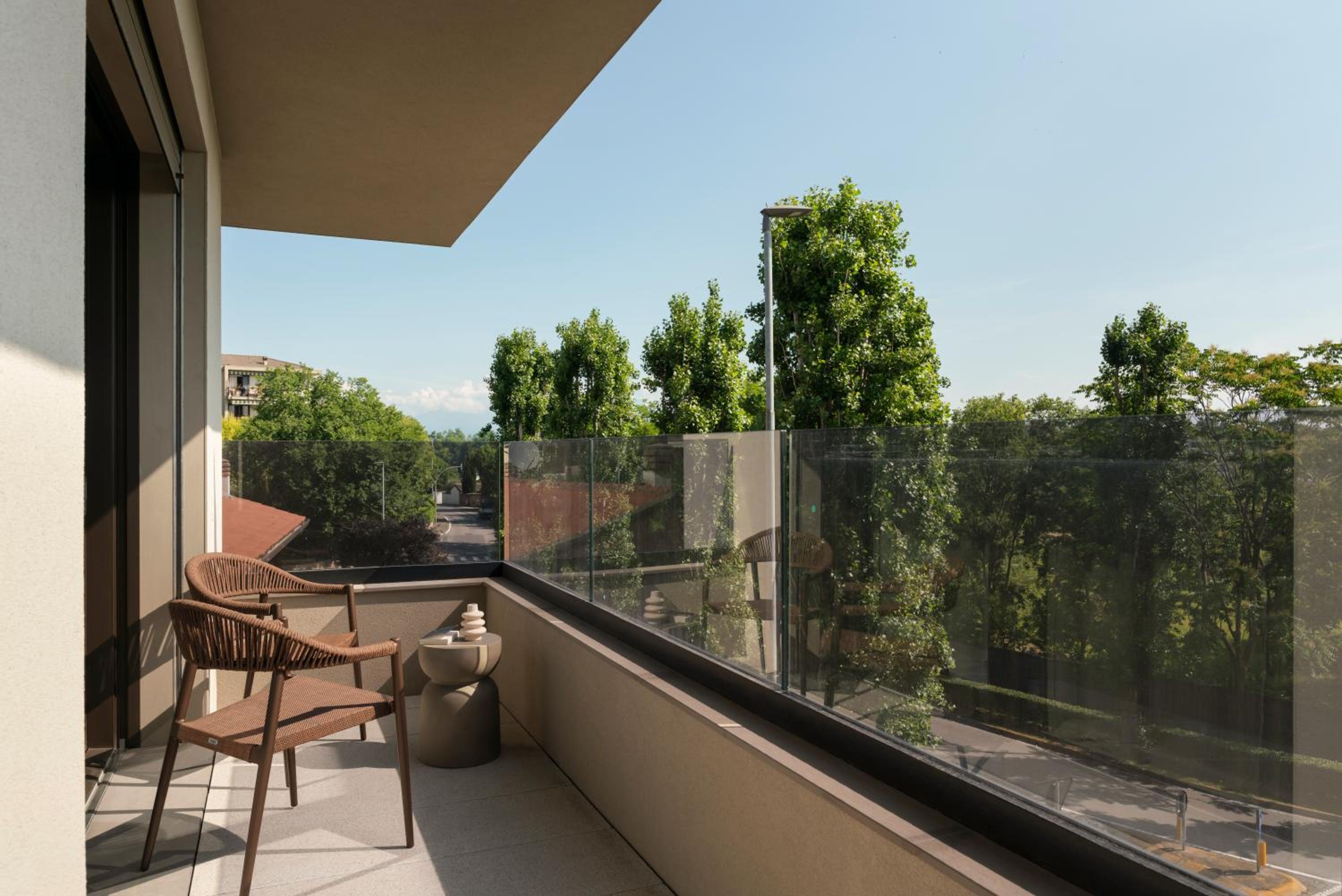 Stemor Visionary Apartments