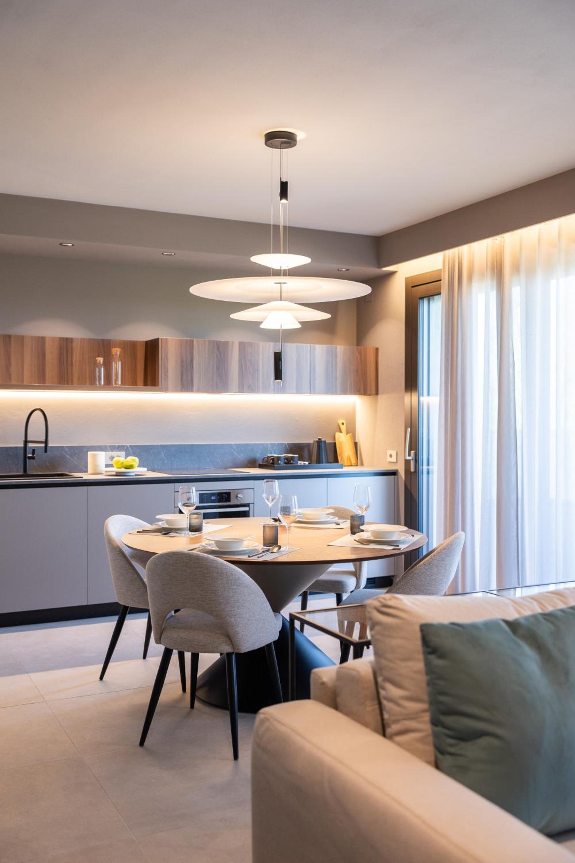 Stemor Visionary Apartments