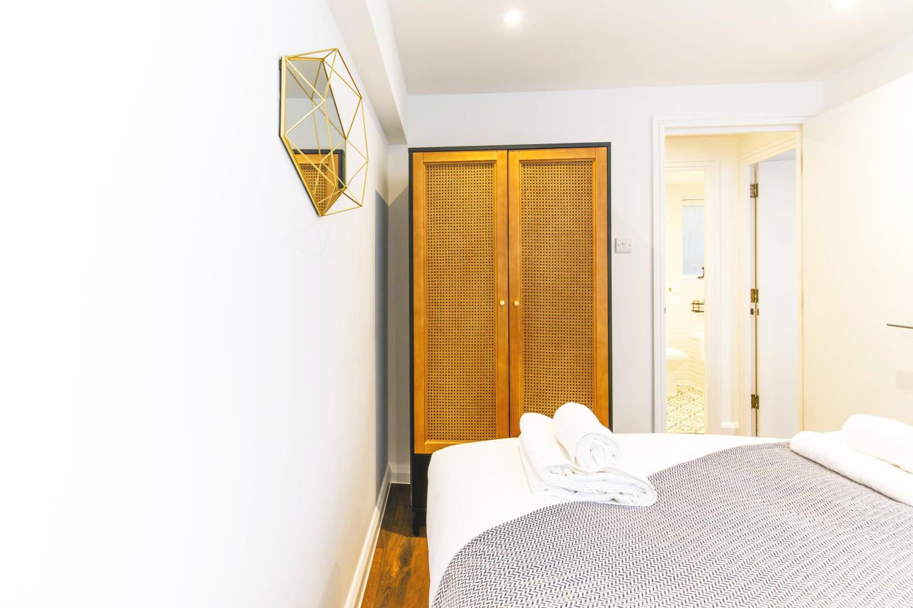 Accomodo London Soho - Elegant Apartments near Carnaby Street and Oxford Street