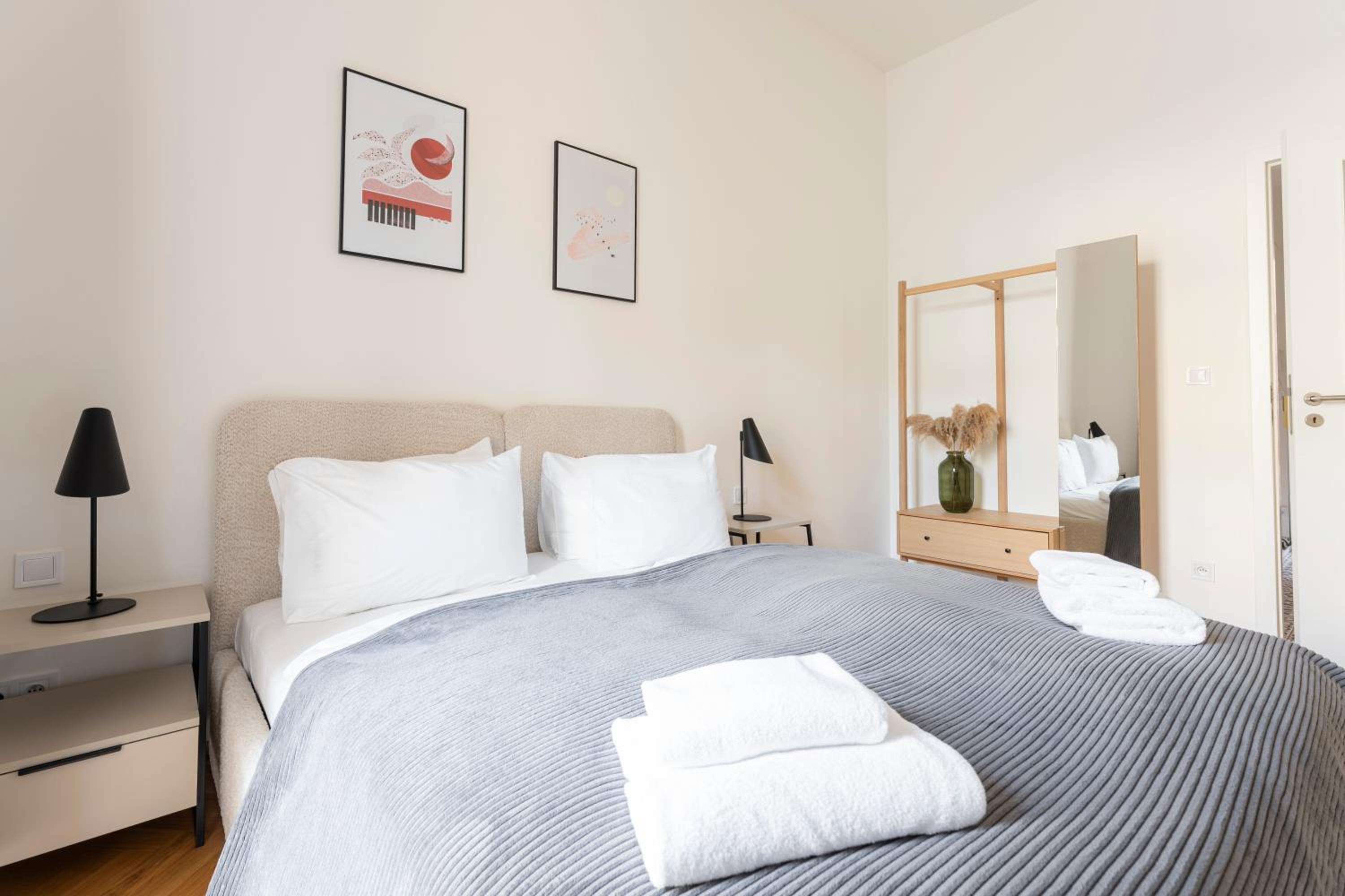 Visit Oomph Apartments