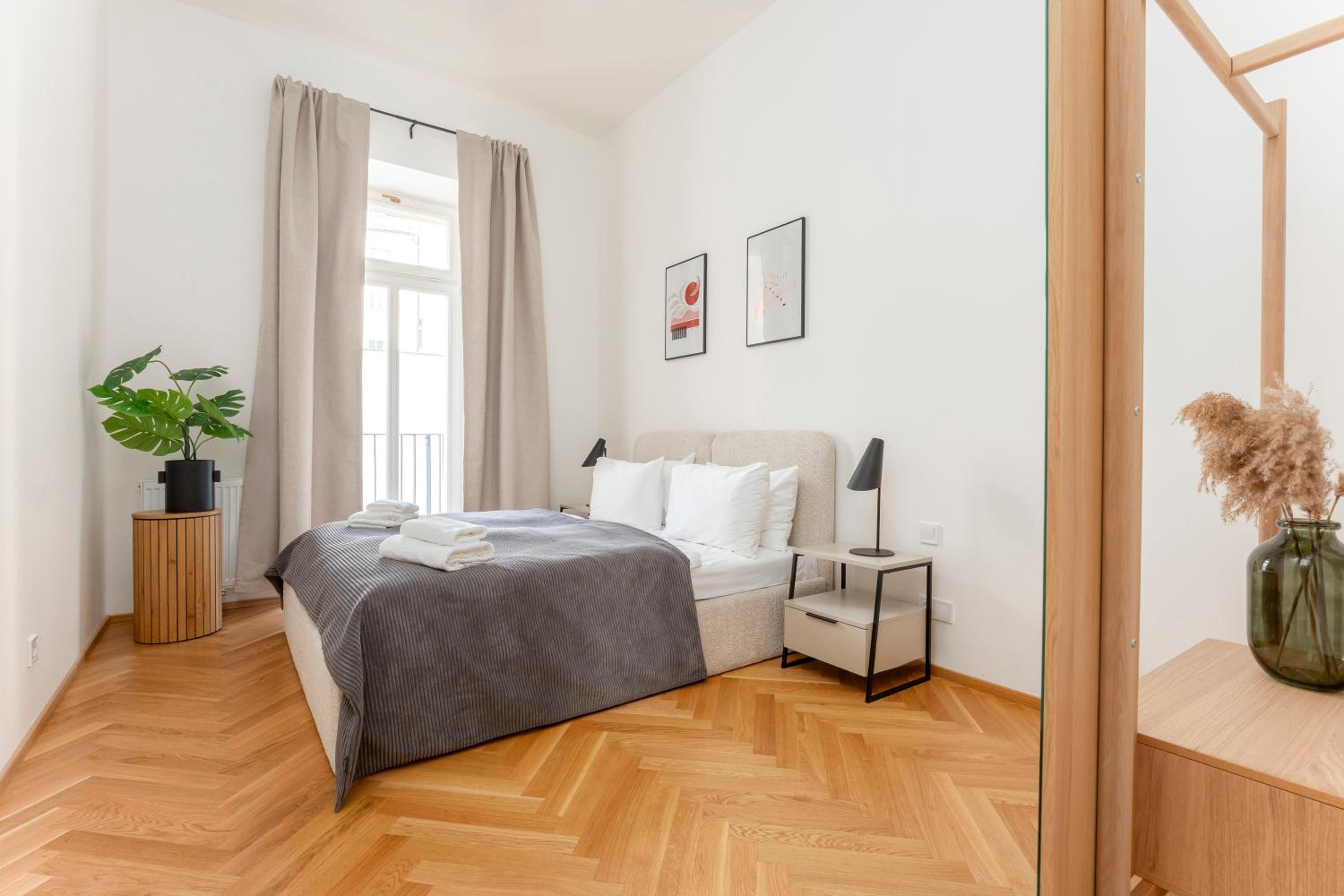 Visit Oomph Apartments