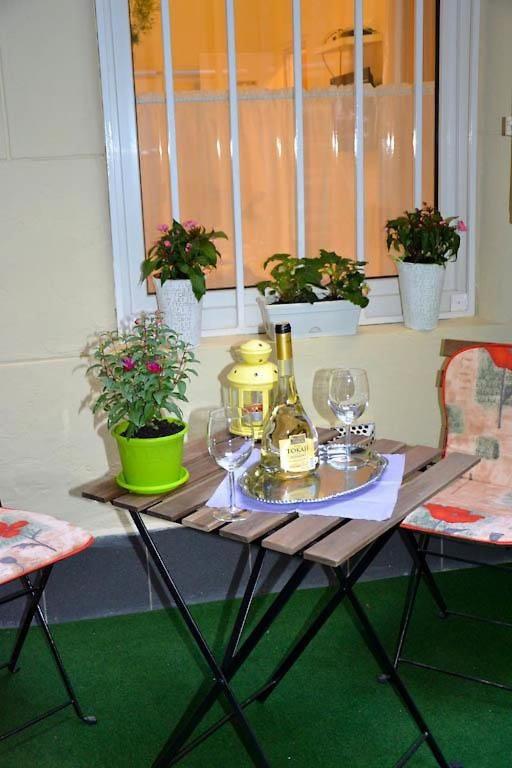 Magnolia Apartment in the center of Budapest