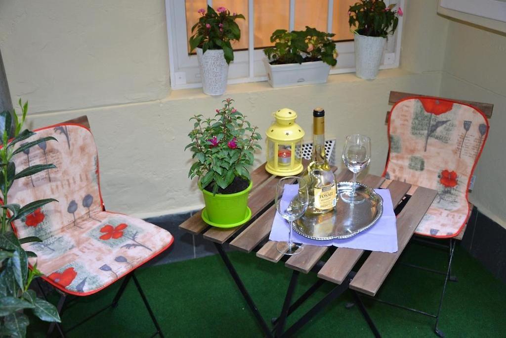 Magnolia Apartment in the center of Budapest