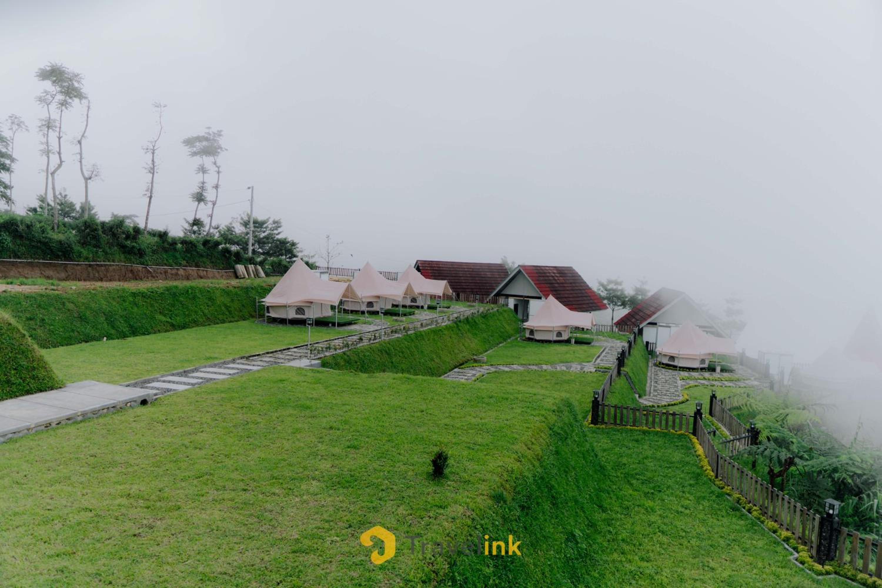 Glamping Telaga Menjer By Travelink
