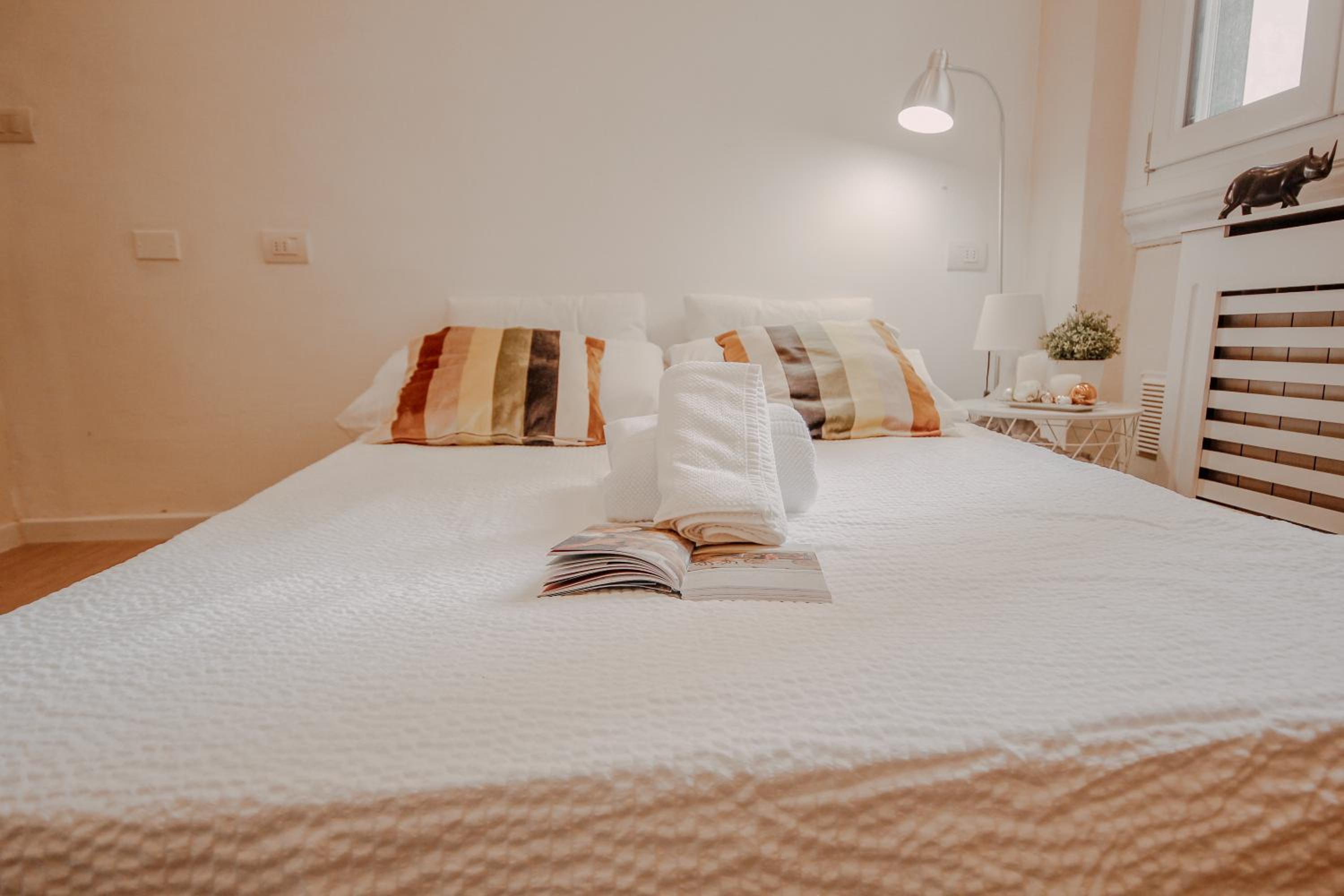Novella Golden Loft