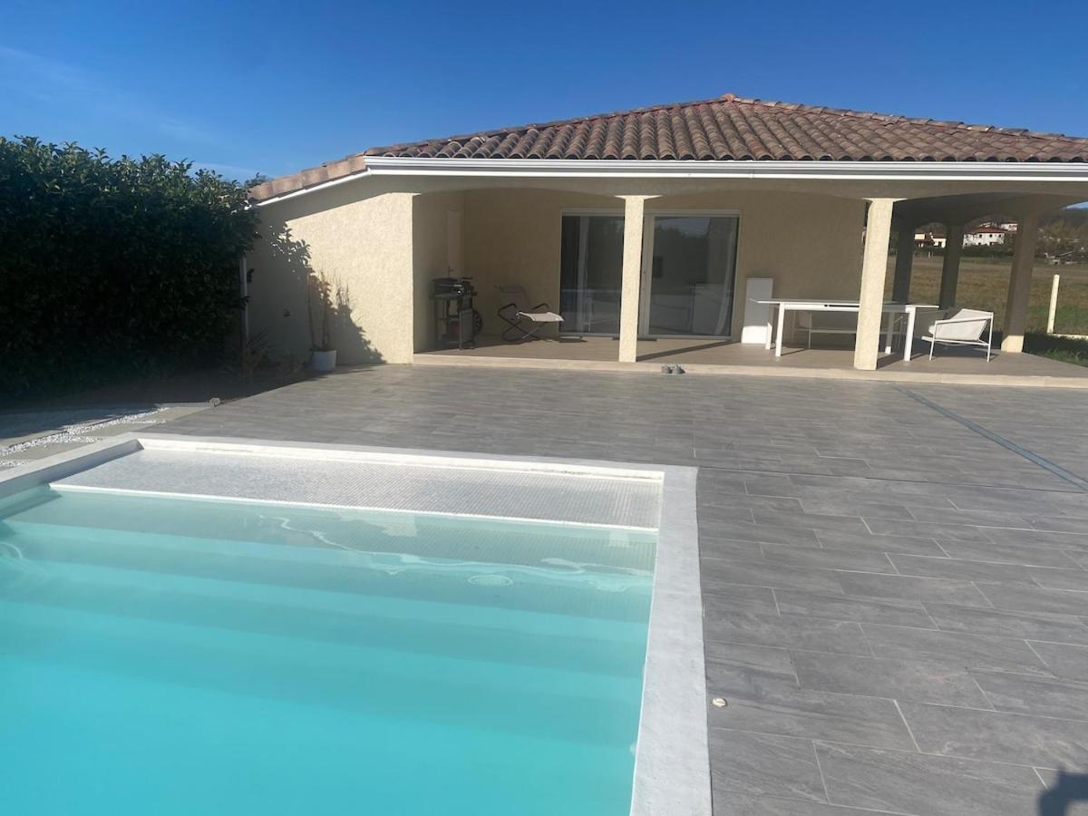 L Ecrin de Lidia close to MEETT Air conditioning Parking
