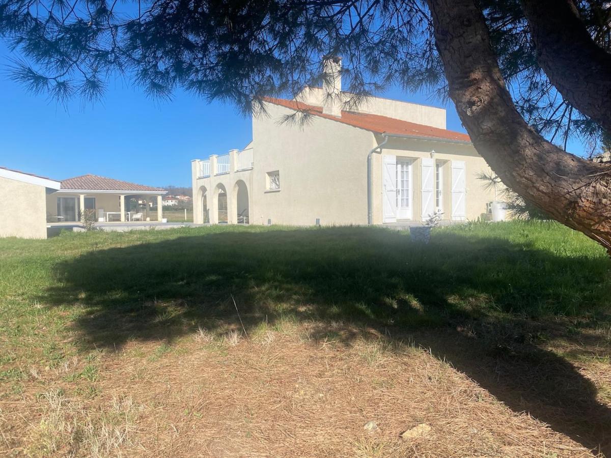 L Ecrin de Lidia close to MEETT Air conditioning Parking
