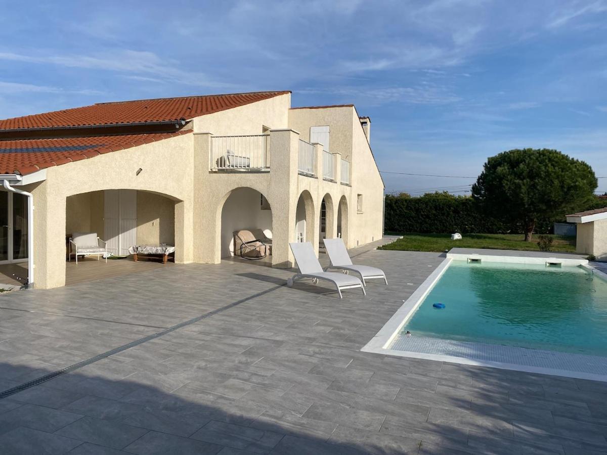 L Ecrin de Lidia close to MEETT Air conditioning Parking