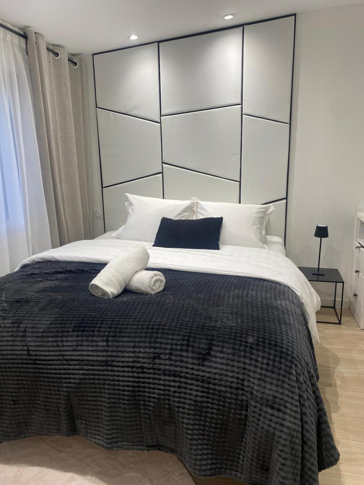 L Ecrin de Lidia close to MEETT Air conditioning Parking