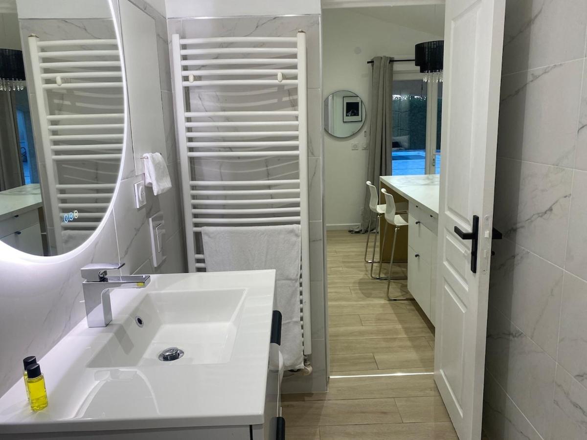 L Ecrin de Lidia close to MEETT Air conditioning Parking
