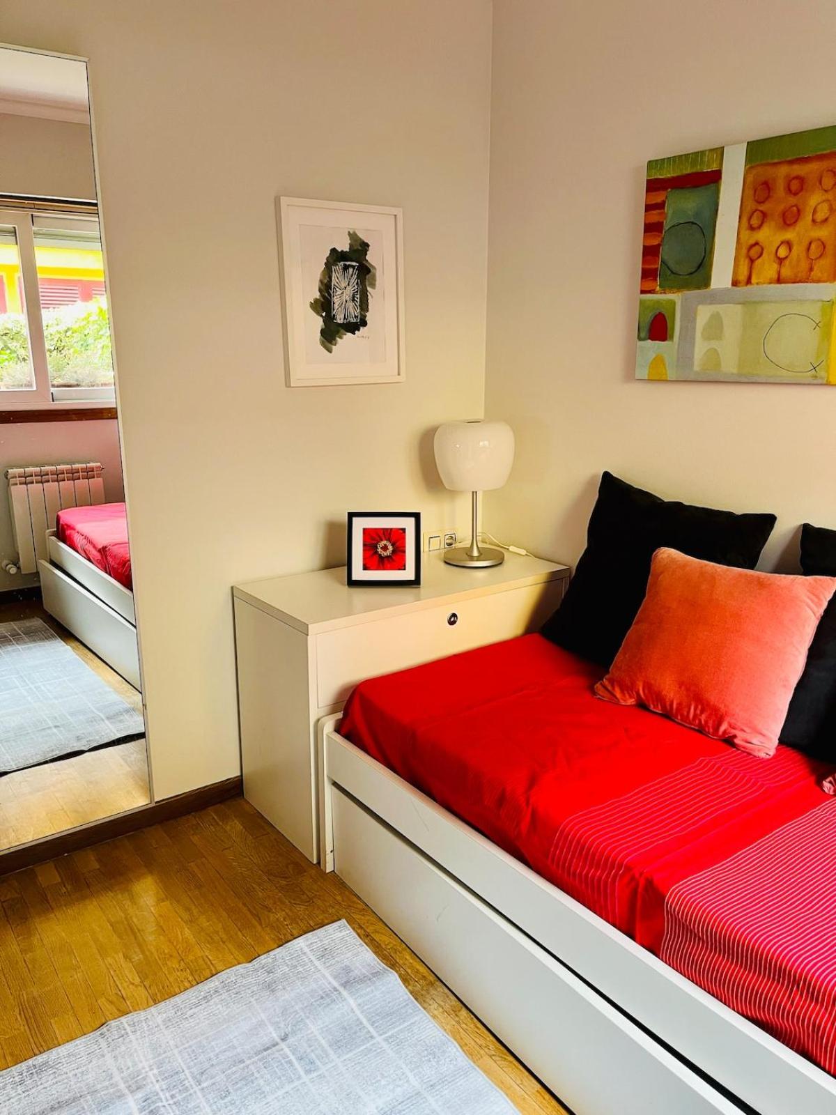 Apartamento en Comillas-Garden Apartment in Comillas