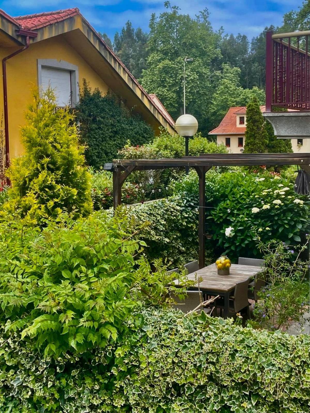 Apartamento en Comillas-Garden Apartment in Comillas