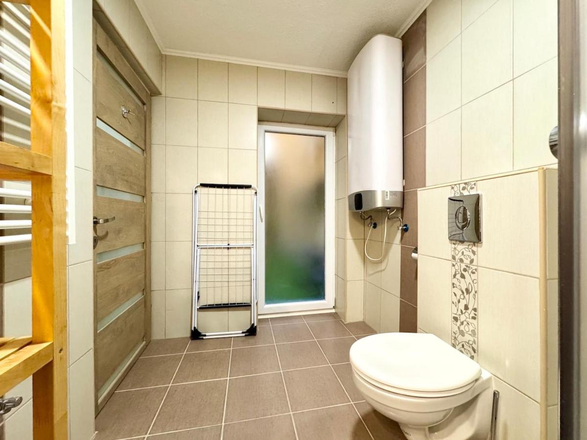 R5 Patio 2 Bedrooms Free Parking