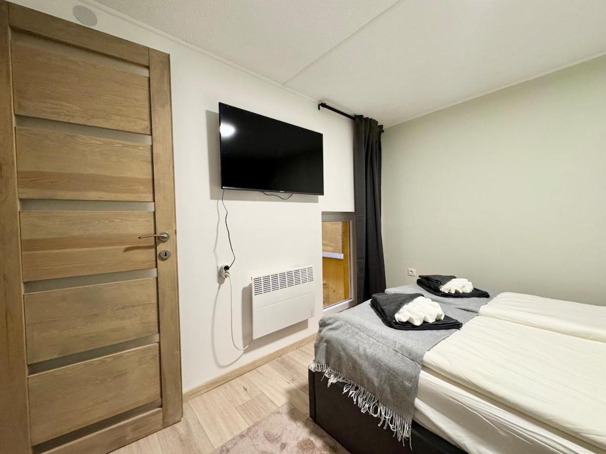 R5 Patio 2 Bedrooms Free Parking