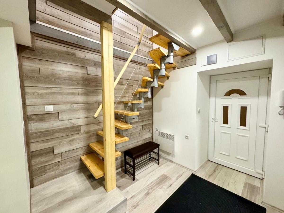 R5 Patio 2 Bedrooms Free Parking