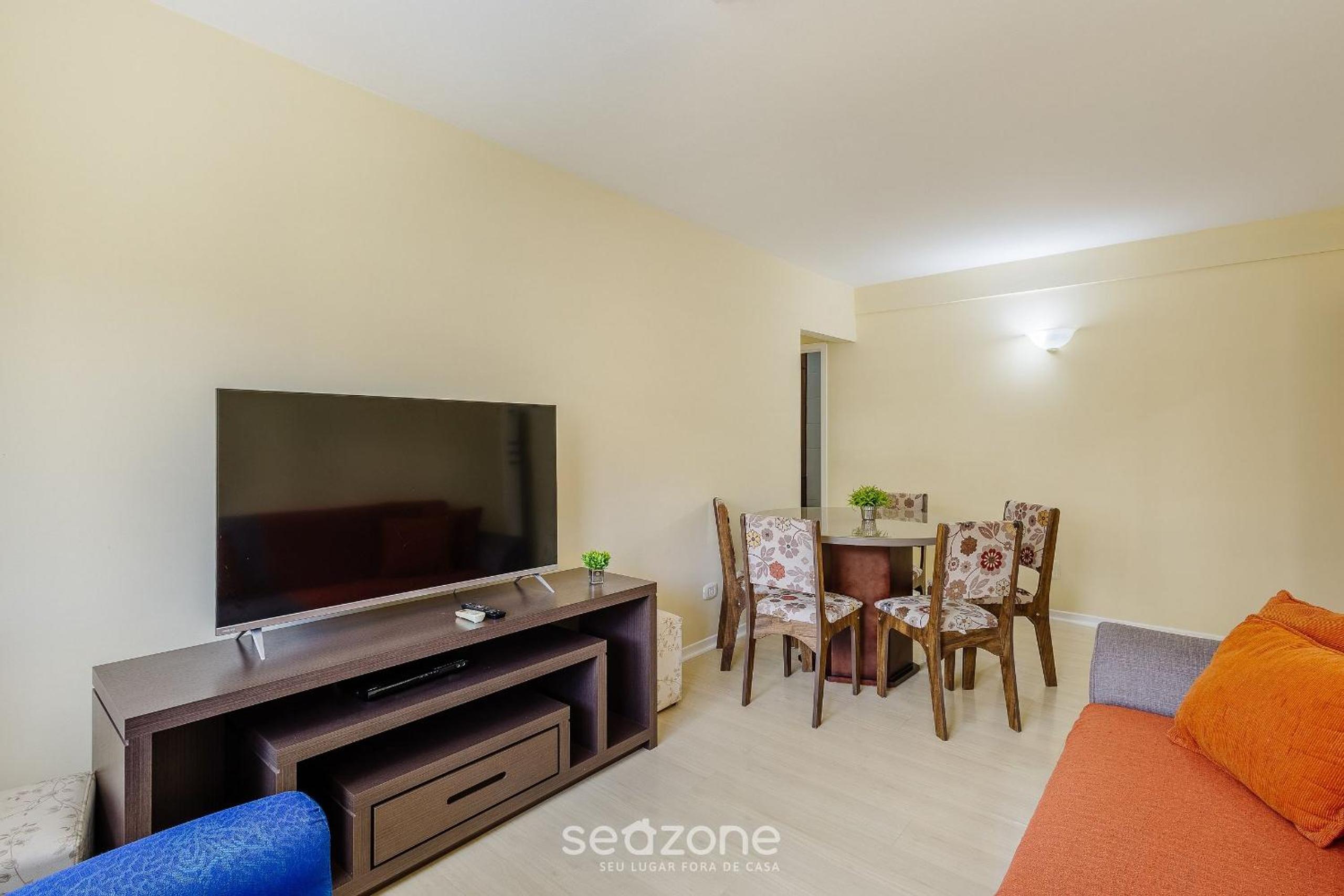 Apartment with Home Office in Floripa JFM0062