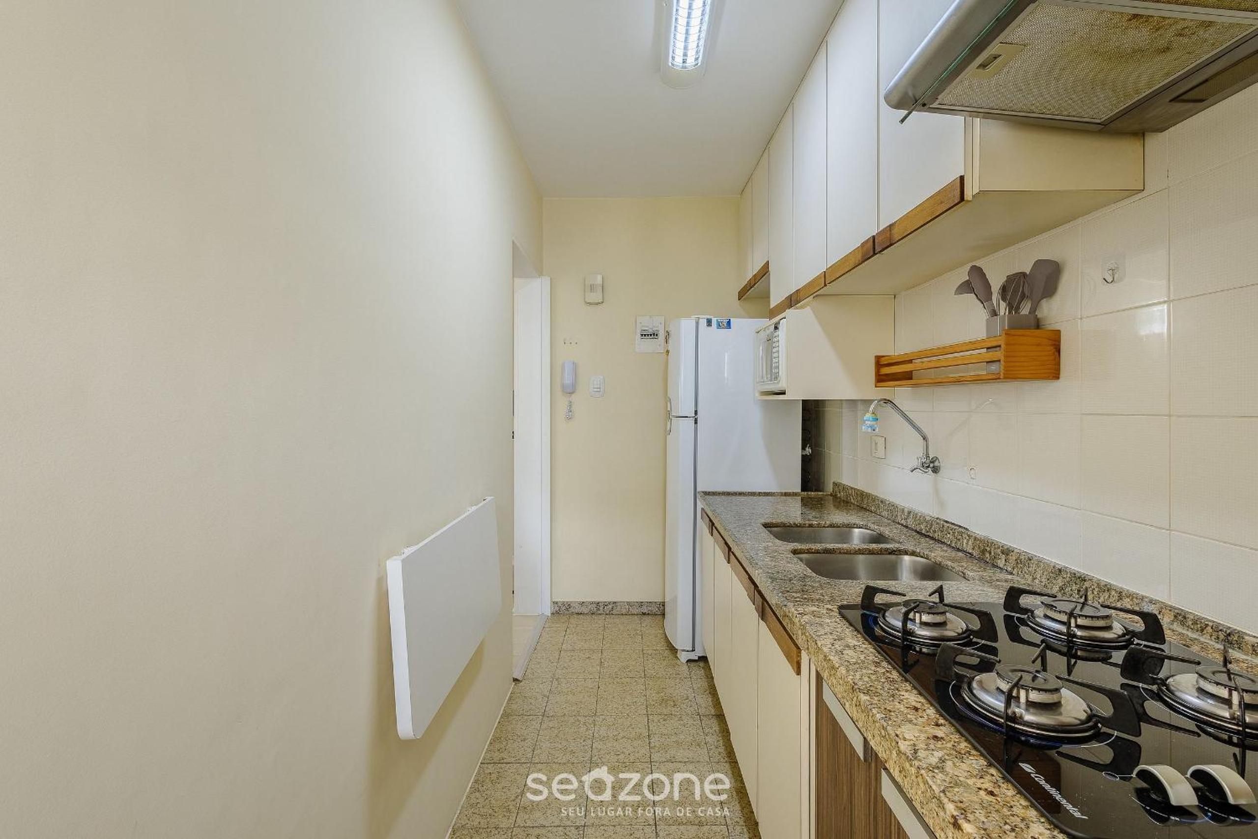 Apartment with Home Office in Floripa JFM0062