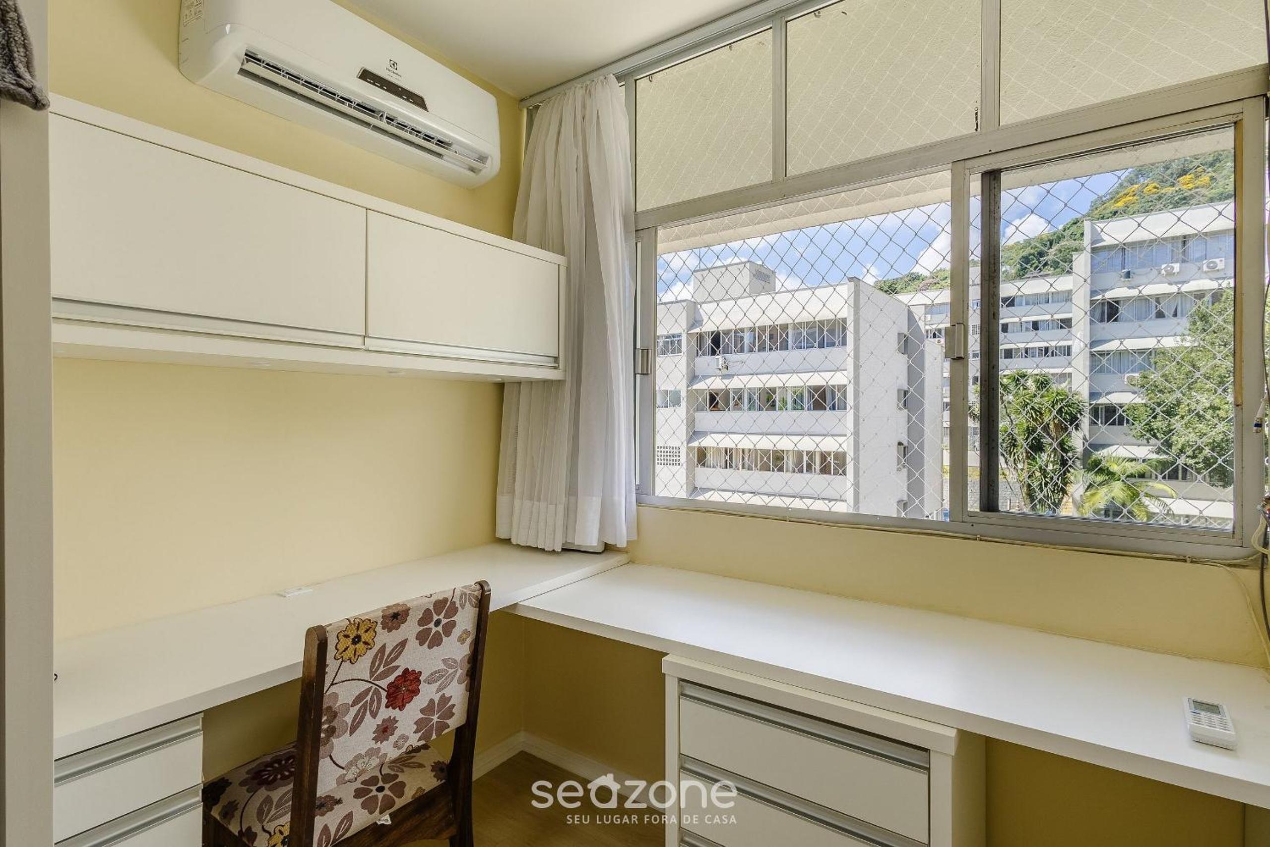 Apartment with Home Office in Floripa JFM0062