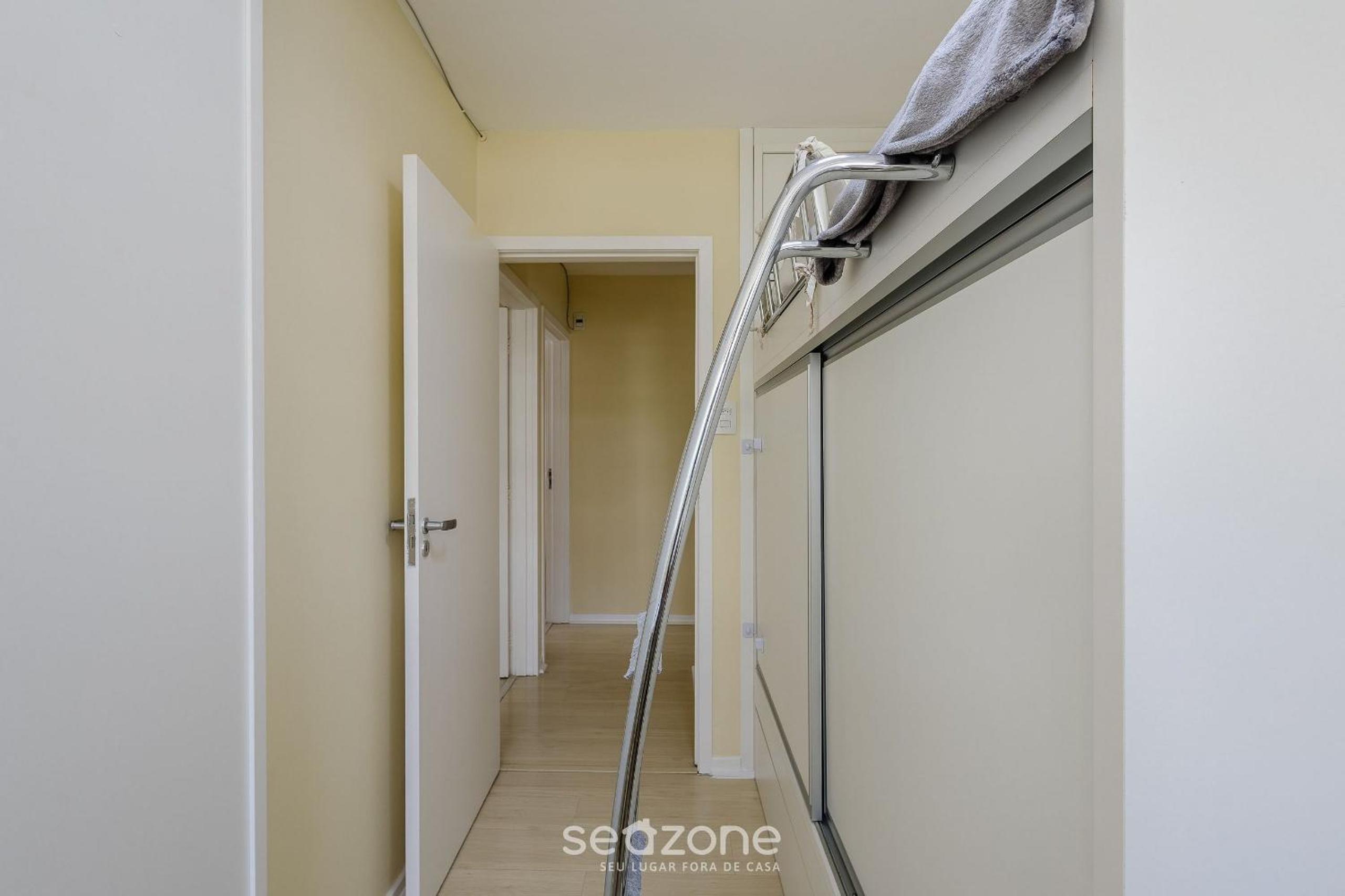 Apartment with Home Office in Floripa JFM0062