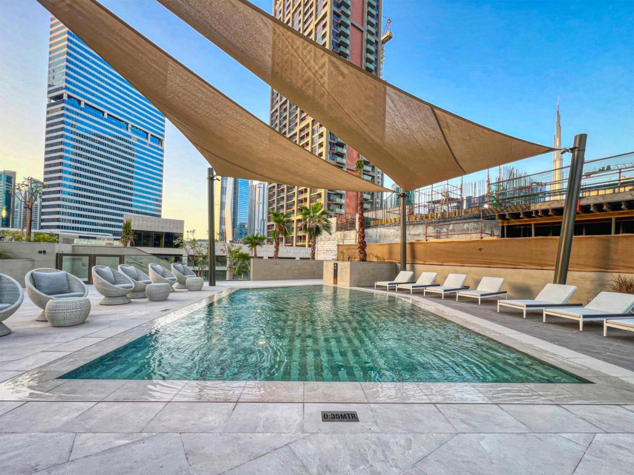 Luxury Studio in Peninsula Five, Business Bay