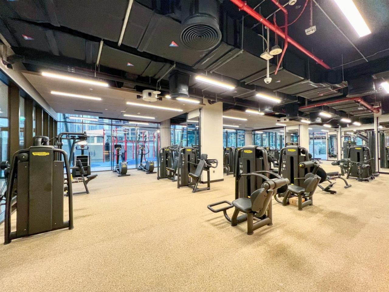 Luxury Studio in Peninsula Five, Business Bay