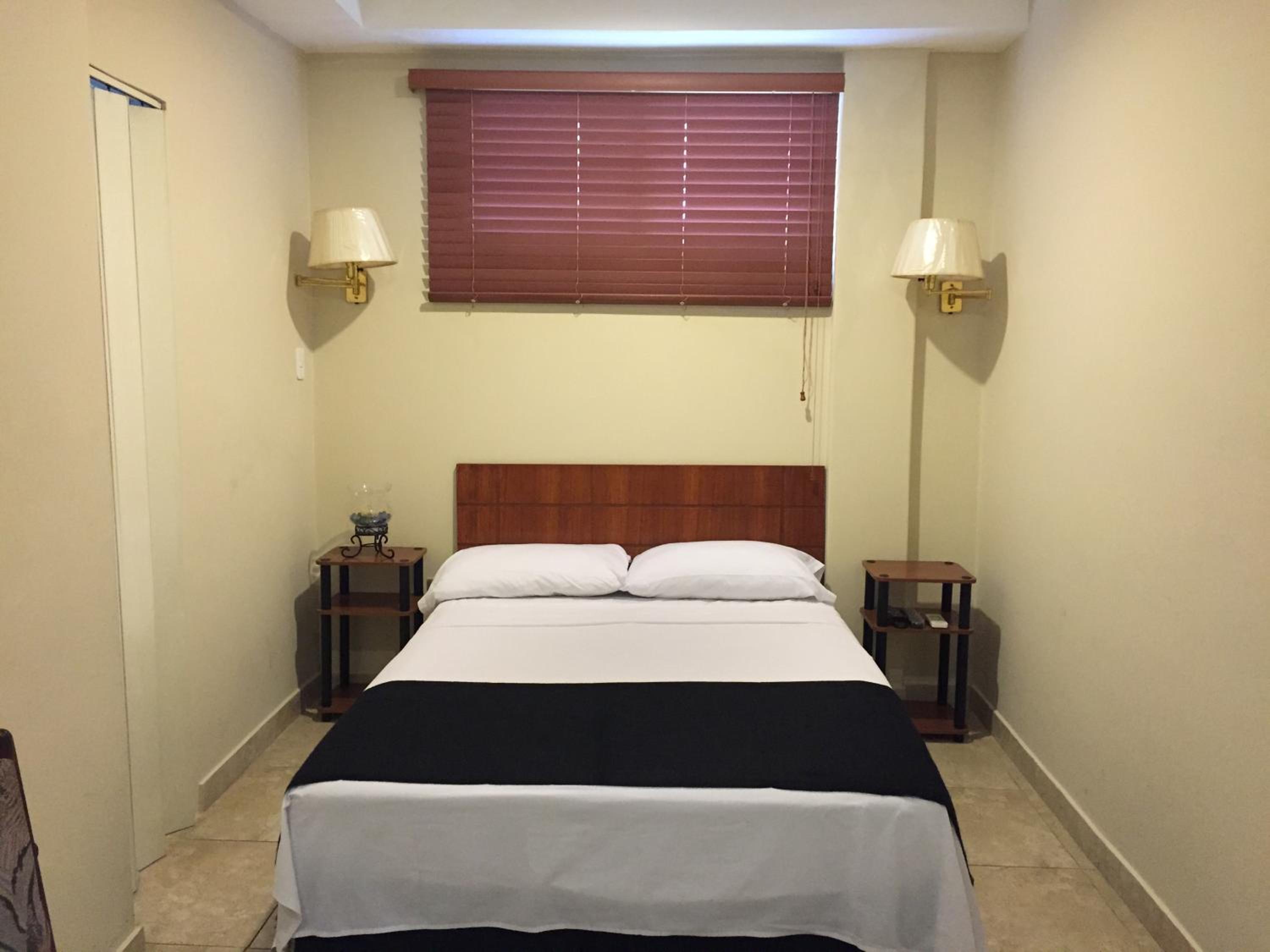 El Patio Suites II