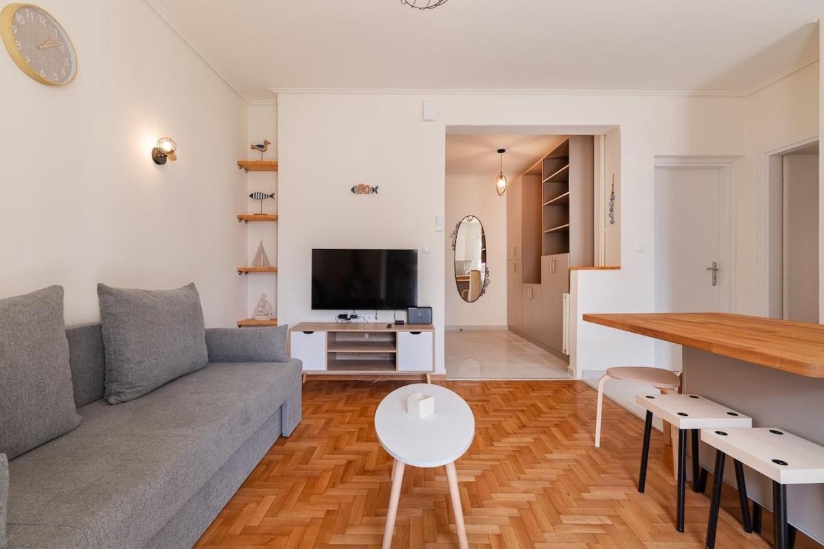 Kalamaki Beach Apartment