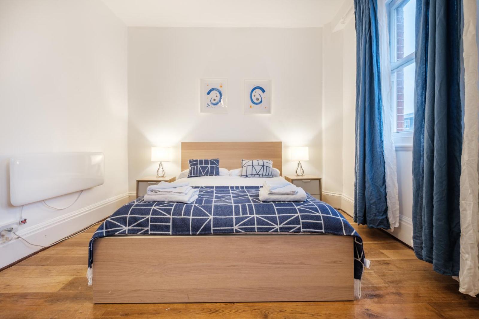 Oxford Street Apartments by Advan