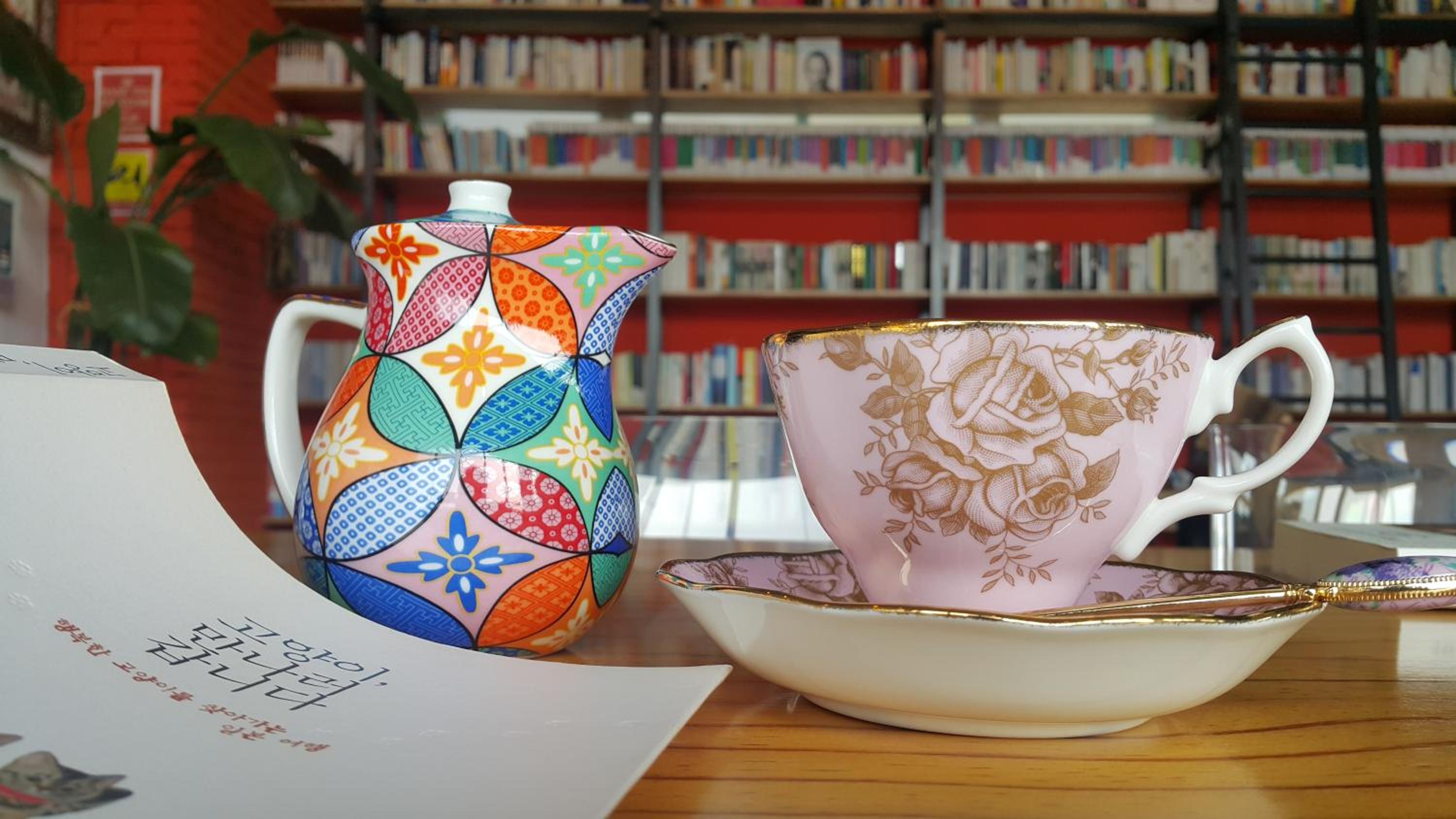 Andong Poong-gyung HOSTEL n LIBRARY