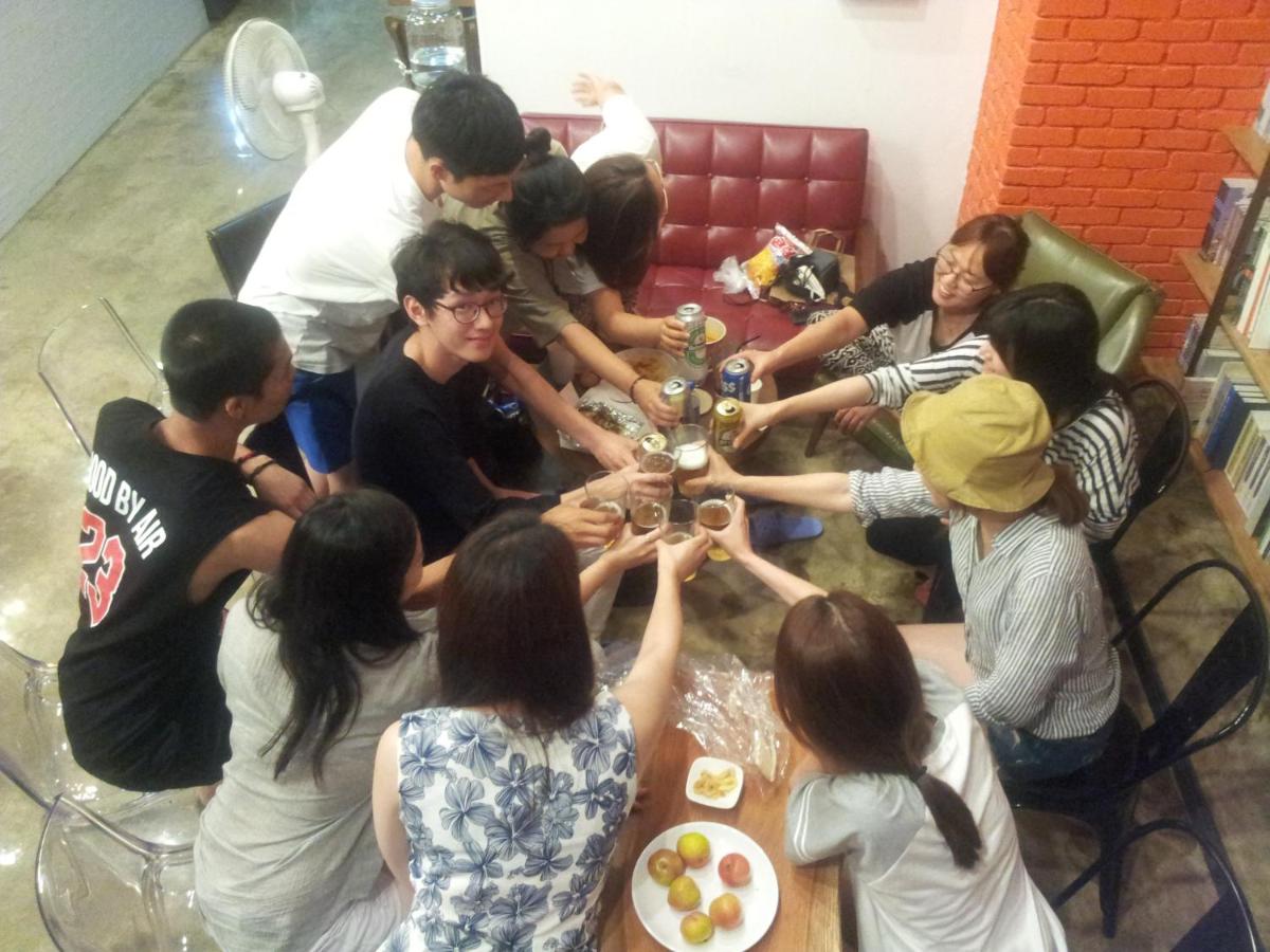 Andong Poong-gyung HOSTEL n LIBRARY