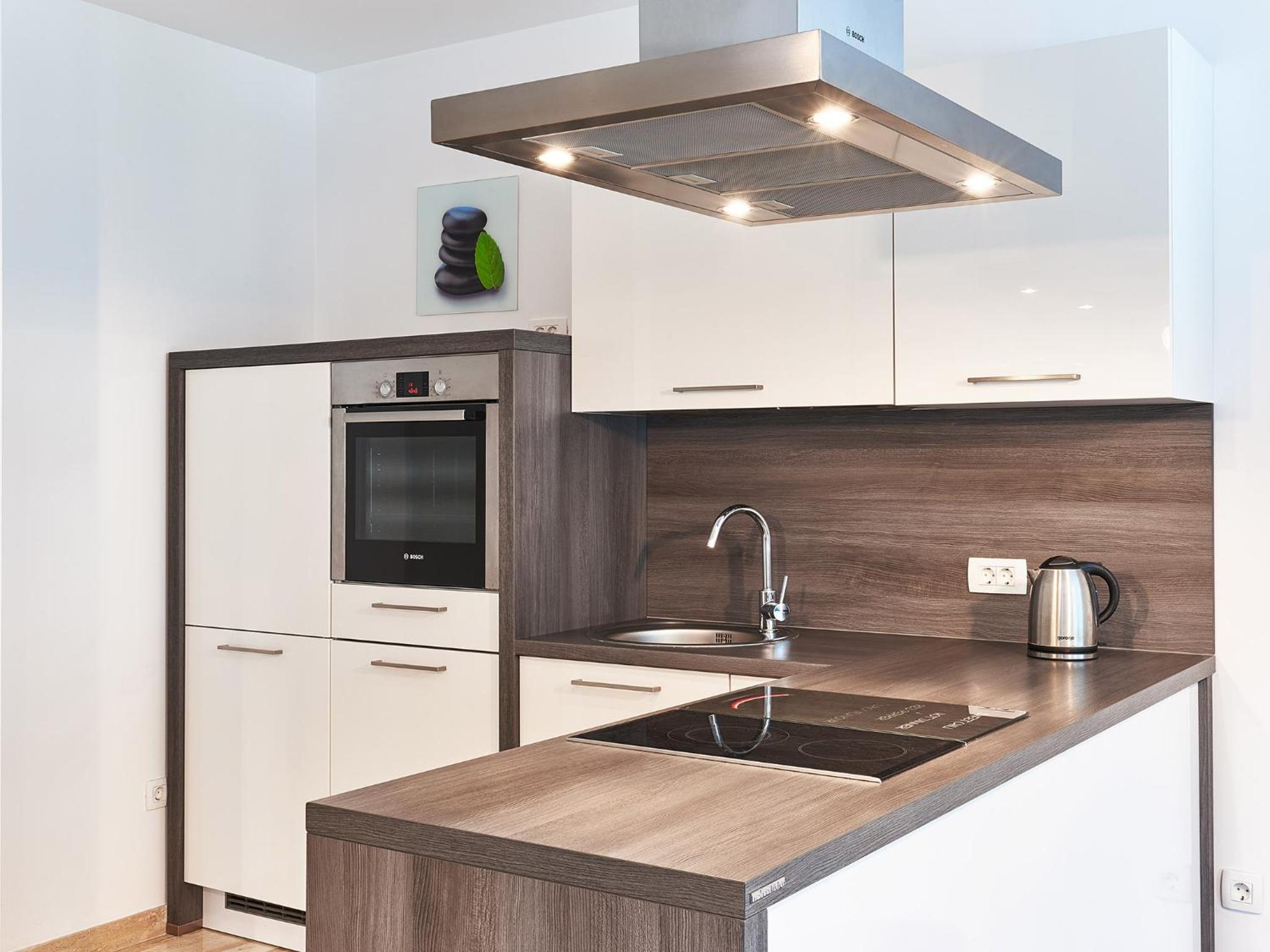 Lux Apartments Sunrior view 4