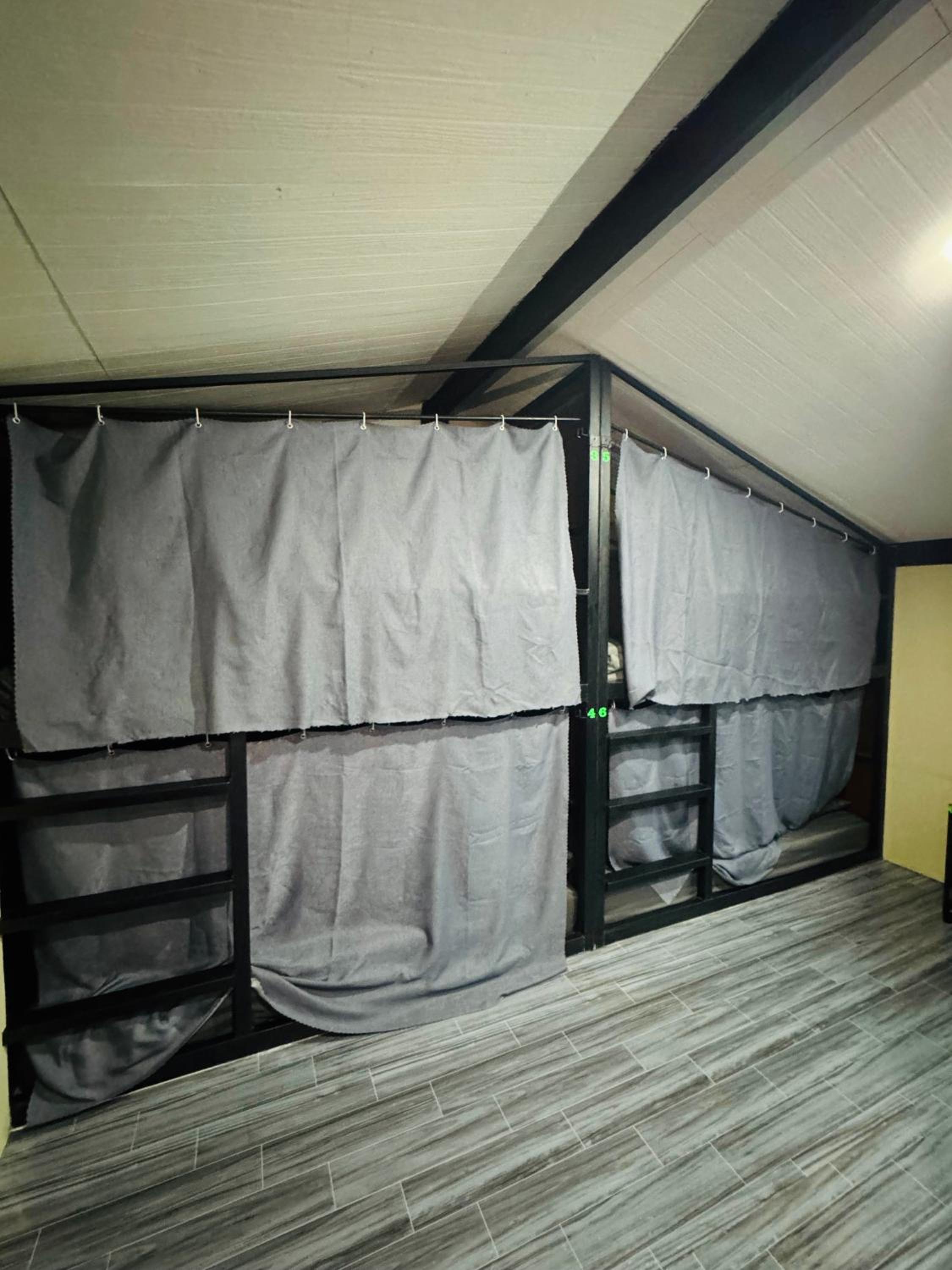 The 10 Club Hostel