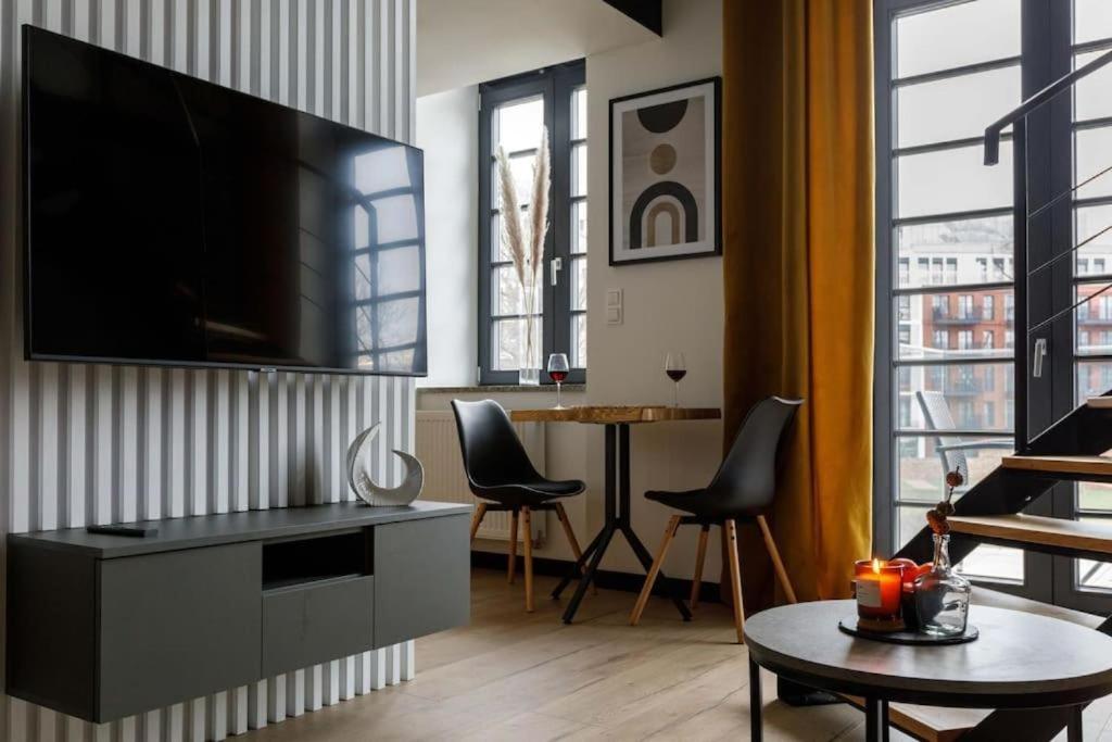 Wroclaw Stays - Old Town - Chic Apartments - Jana Pawla 33
