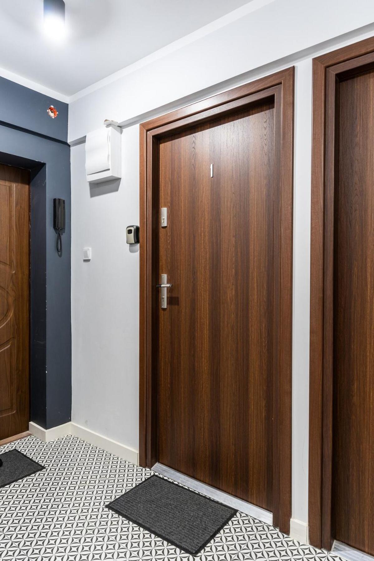 Urban Chic & Great Location & Modern Studio Apartment - #O3