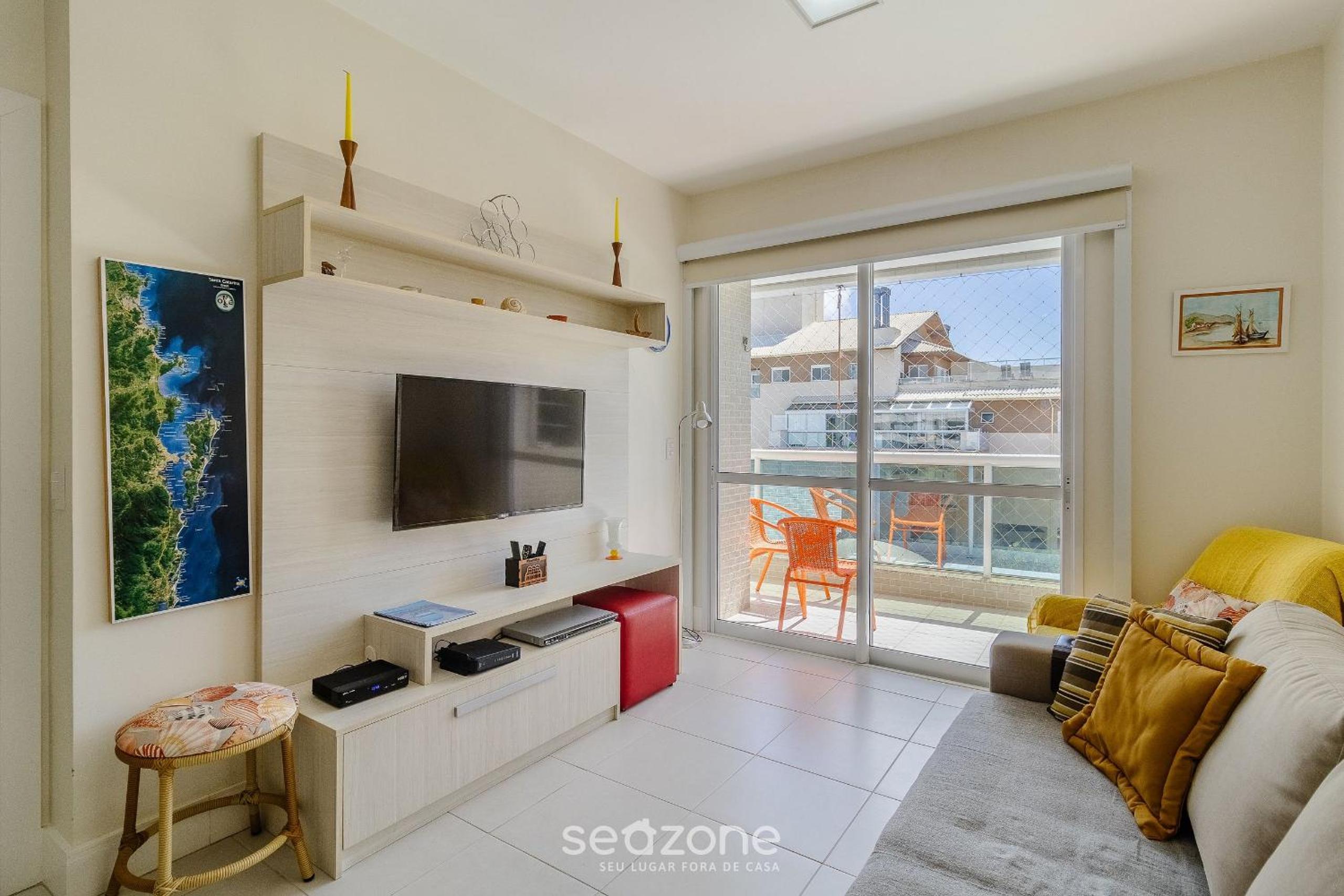 Apt w/ side sea view, seaside condominium RAP0306