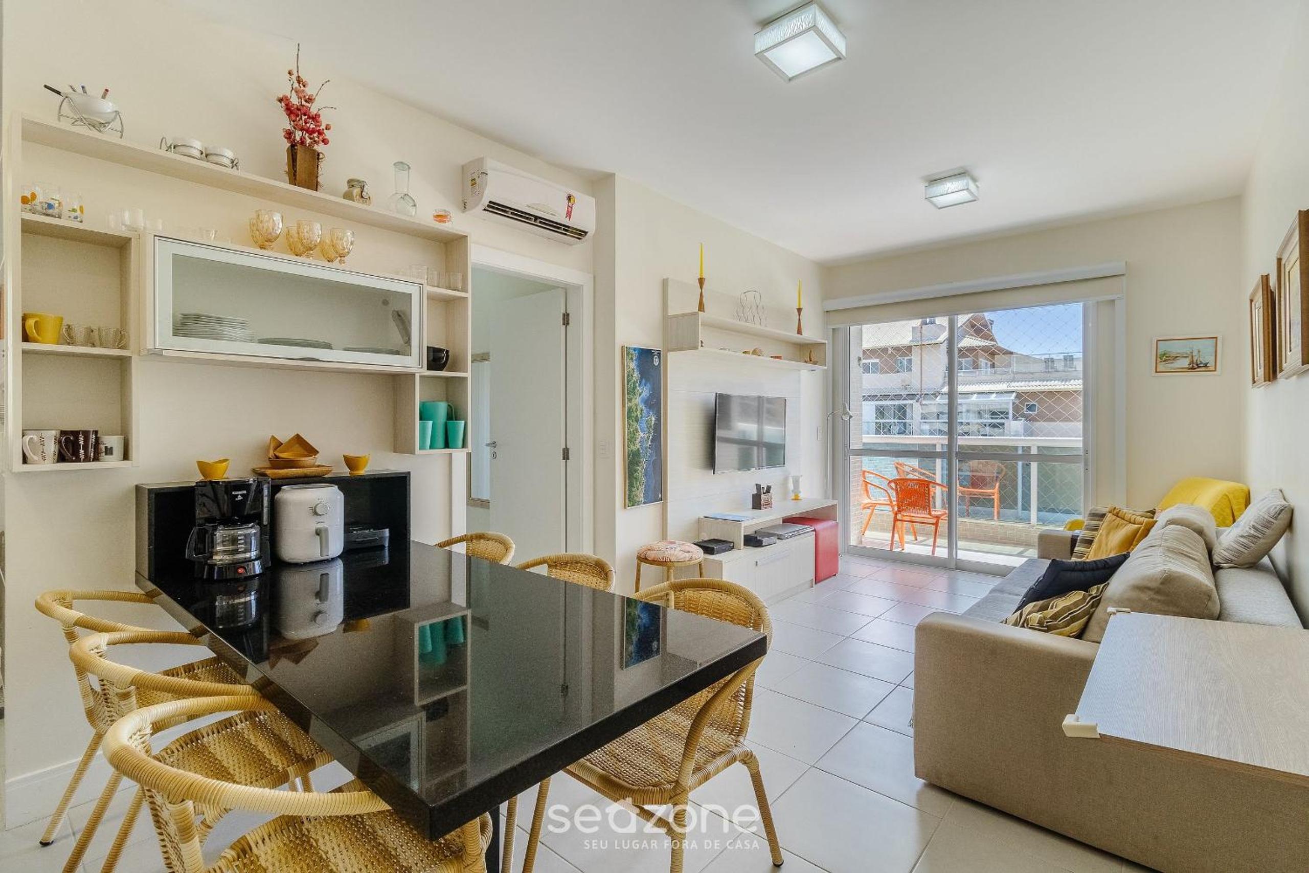 Apt w/ side sea view, seaside condominium RAP0306