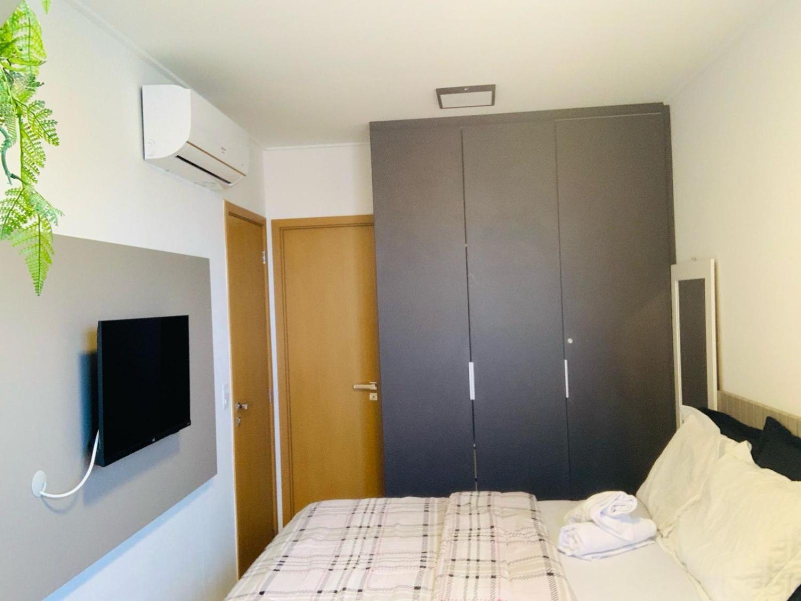 Quarto e Sala na Ponta Verde e Pajuçara