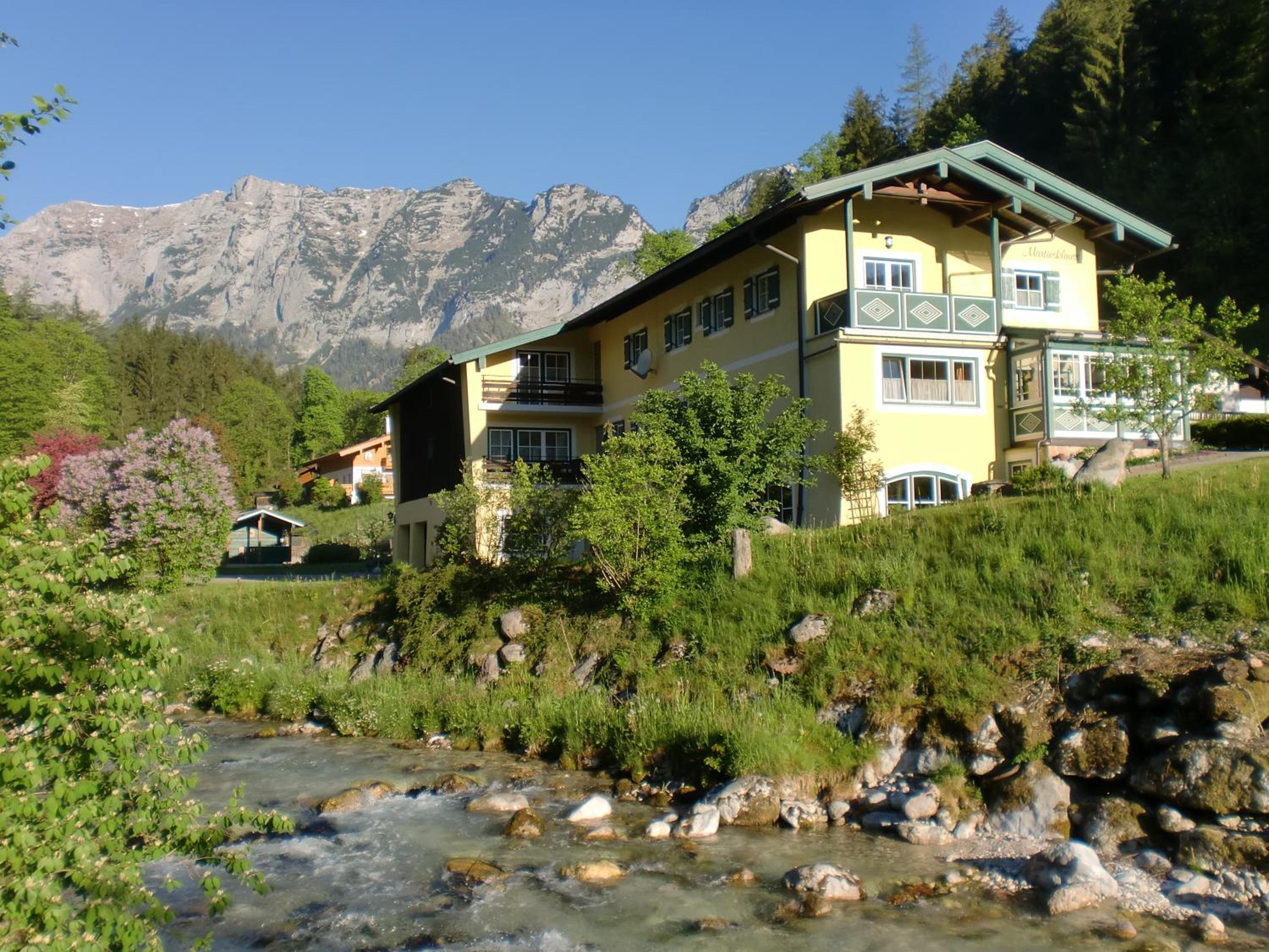Photo 9